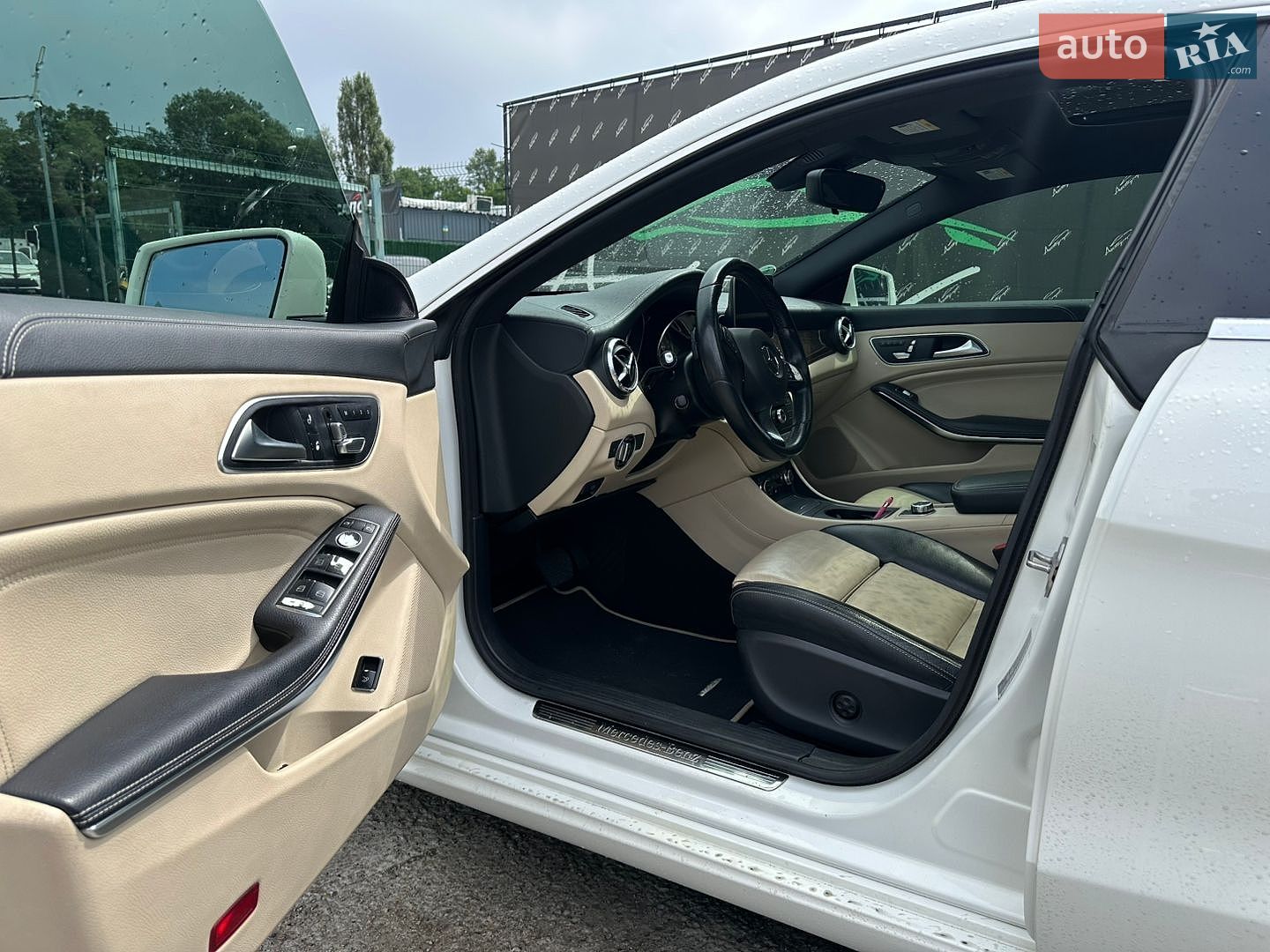 Mercedes-Benz CLA-Class 2018 VIN WDDSJ4EB1JN677303 фото оголошення 6 з 33