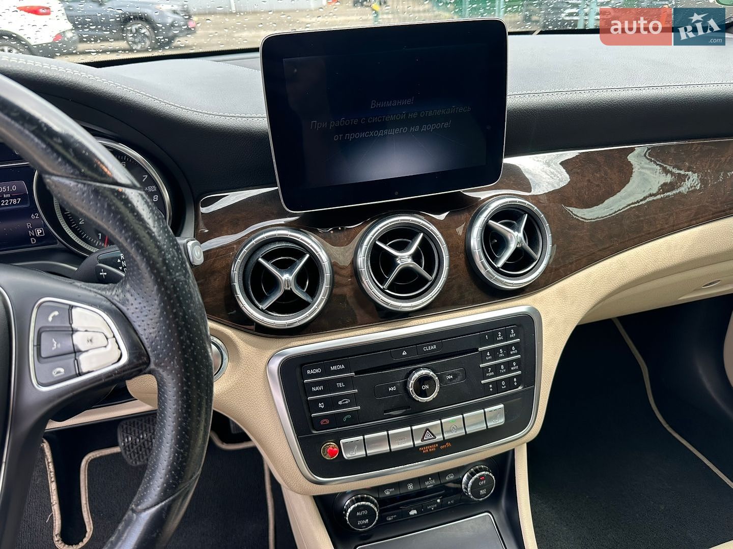 Mercedes-Benz CLA-Class 2018 VIN WDDSJ4EB1JN677303 фото оголошення 11 з 33