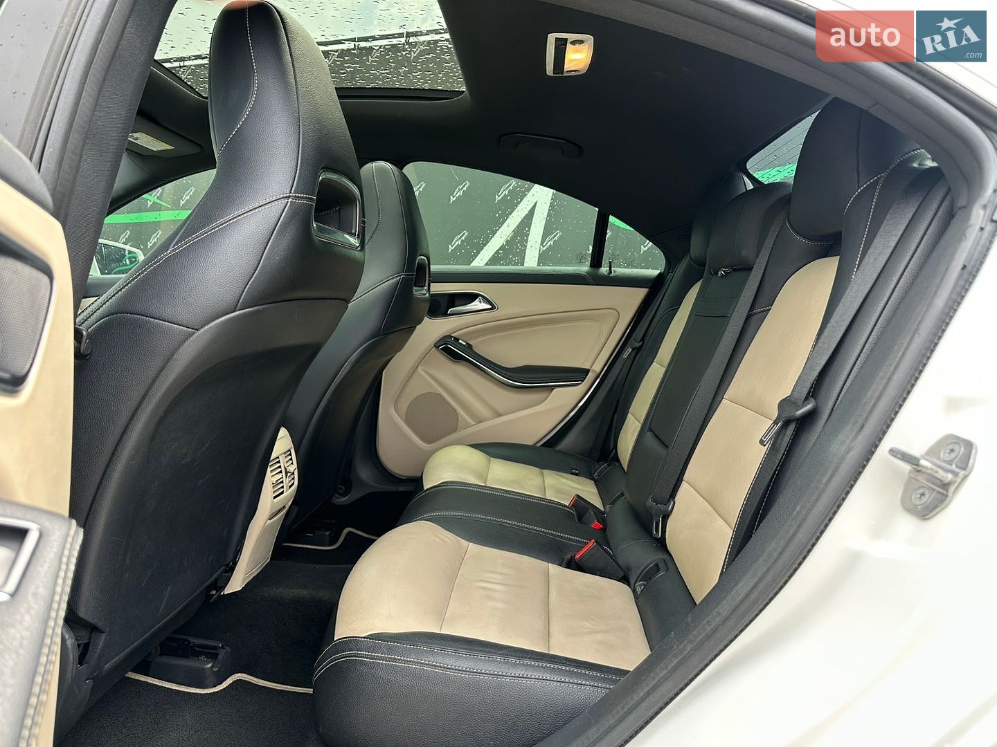 Mercedes-Benz CLA-Class 2018 VIN WDDSJ4EB1JN677303 фото оголошення 15 з 33