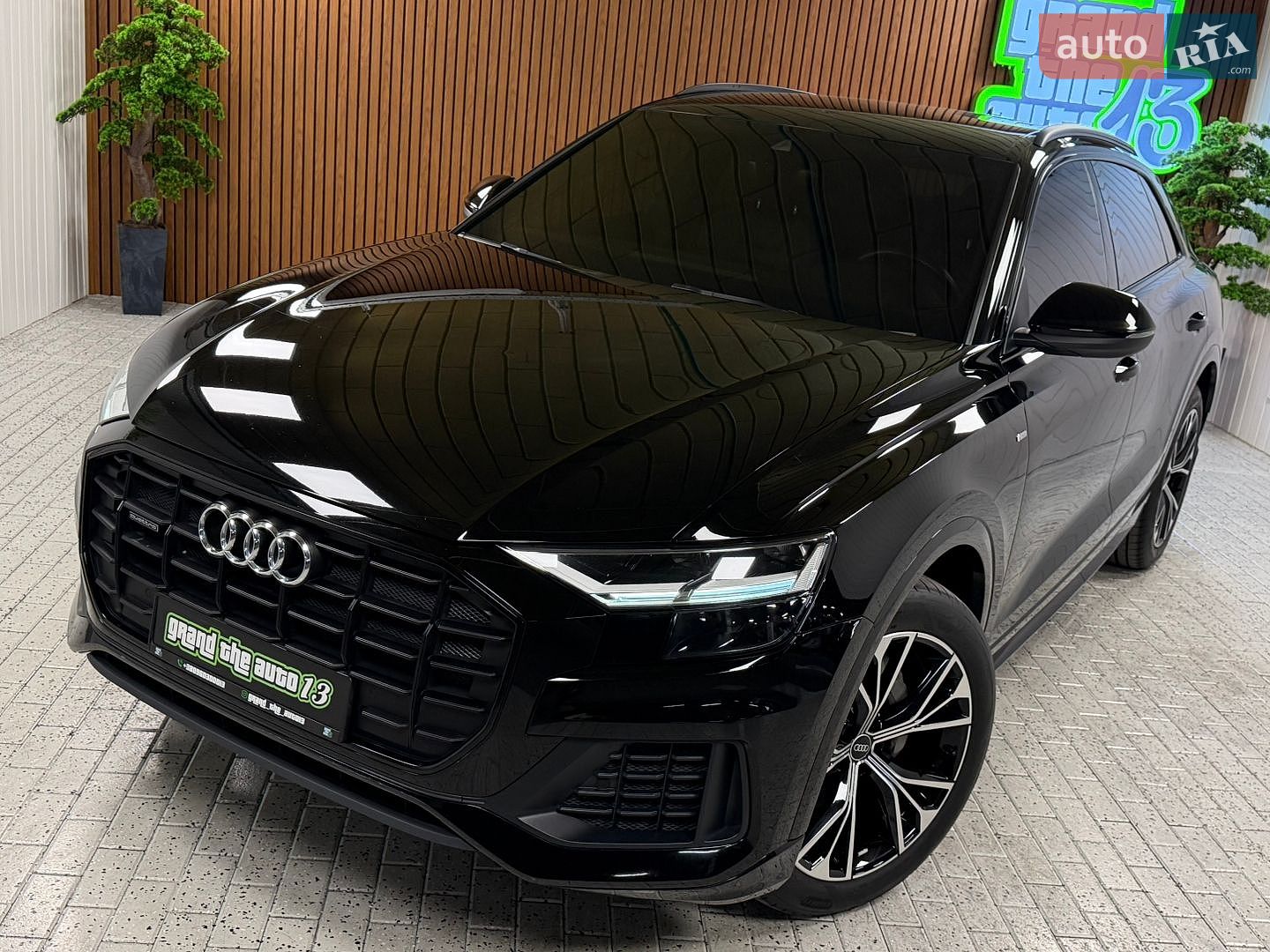 Audi Q8 2020 VIN WAUZZZF10MD004806 фото оголошення 6 з 62