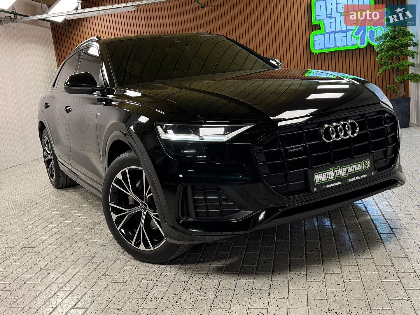 Audi Q8 2020 VIN WAUZZZF10MD004806 фото оголошення 5 з 62