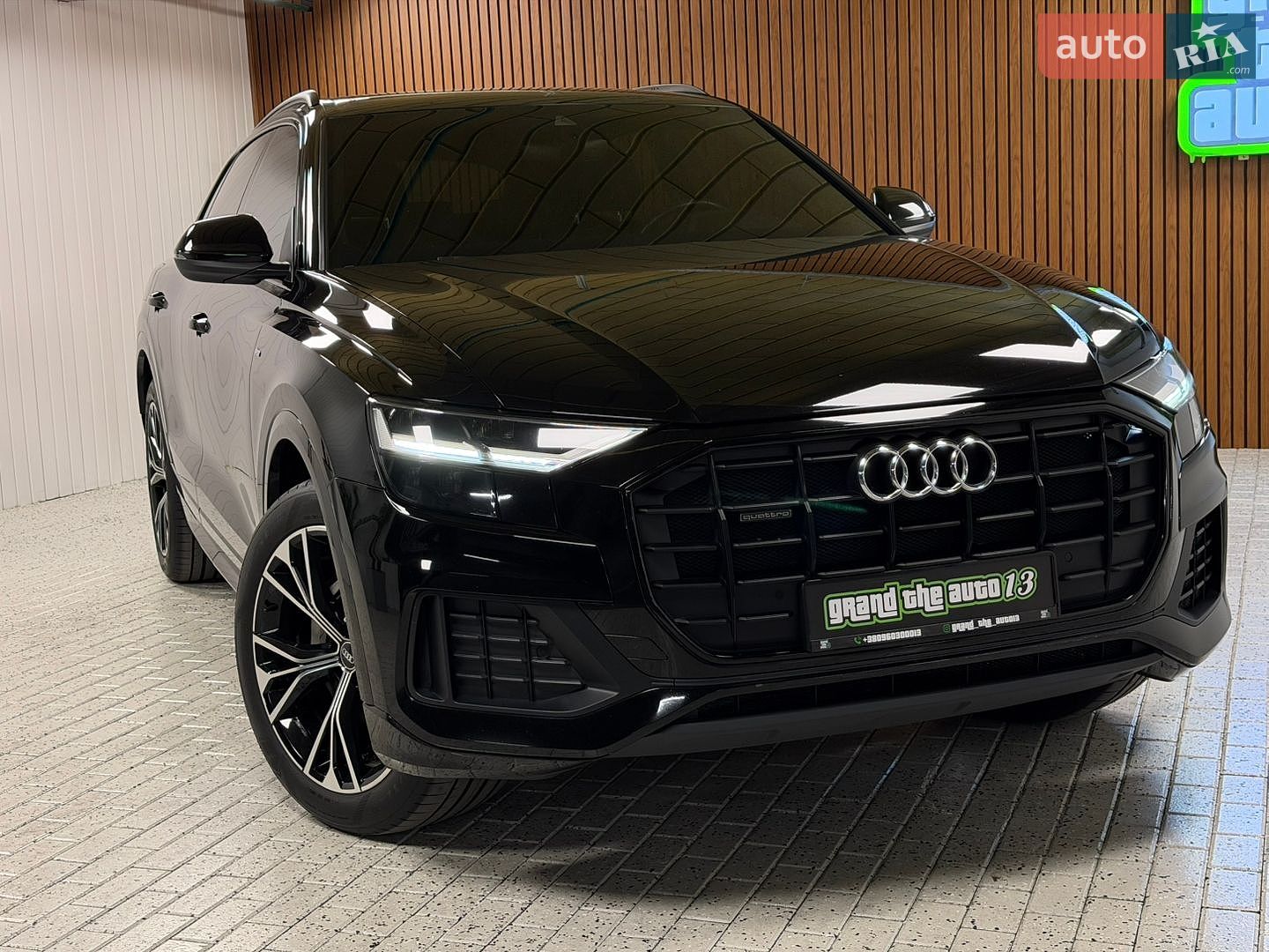 Audi Q8 2020 VIN WAUZZZF10MD004806 фото оголошення 11 з 62