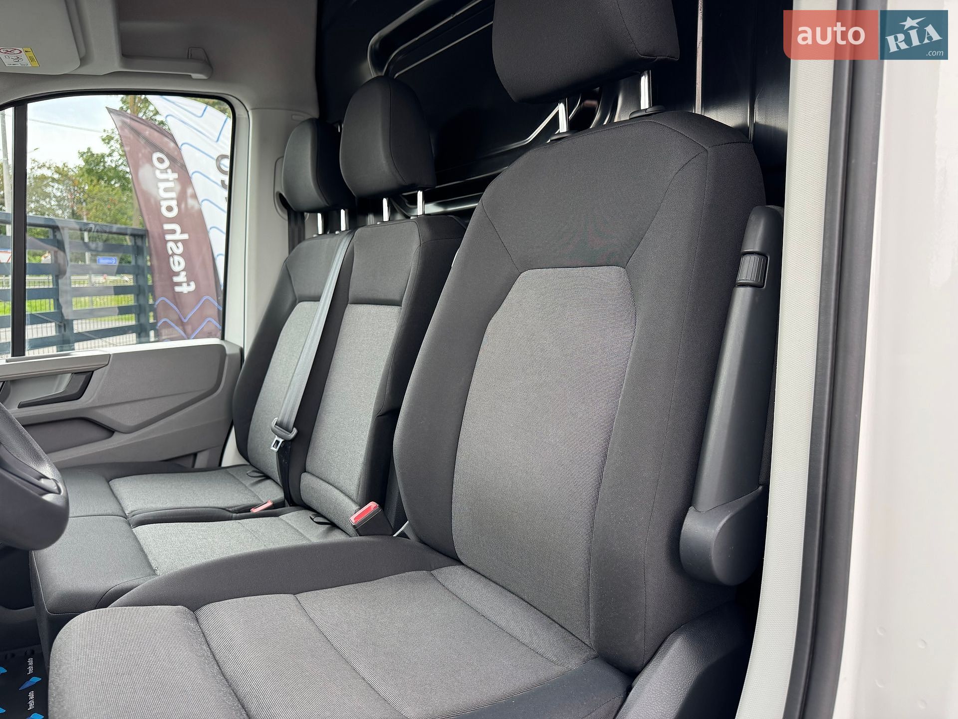 Volkswagen Crafter 2021 VIN WV1ZZZSYZN9011604 фото оголошення 20 з 32