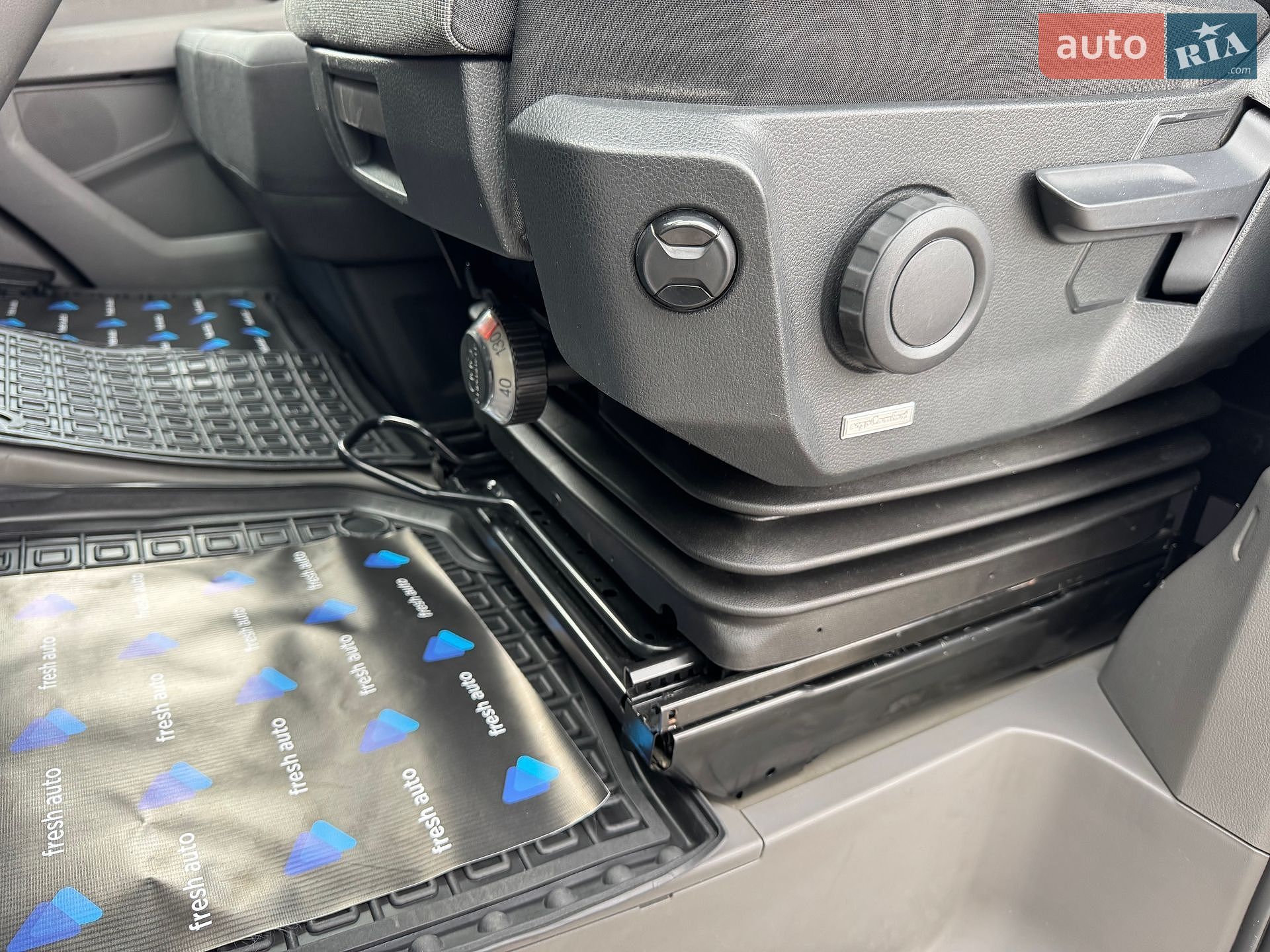Volkswagen Crafter 2021 VIN WV1ZZZSYZN9011604 фото оголошення 18 з 32