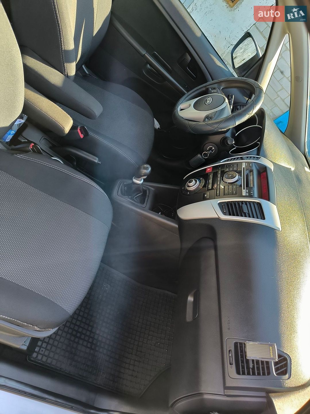 Kia Venga 2012 VIN U5YEG811ADL033991 фото оголошення 8 з 22