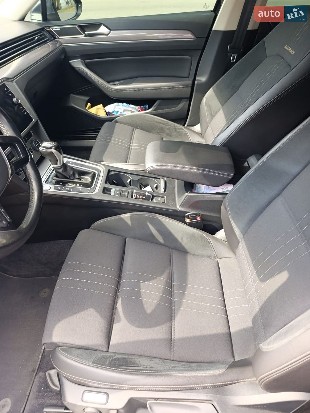 Volkswagen Passat Alltrack 2018 VIN WVWZZZ3CZKE029313 фото оголошення 3 з 12