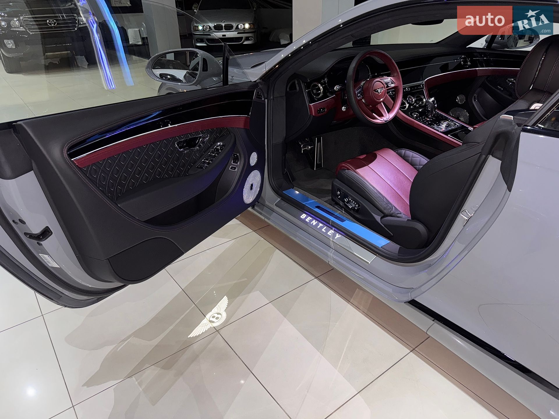 Bentley Continental GT 2022 VIN SCBCX13S5NC094834 фото оголошення 50 з 133