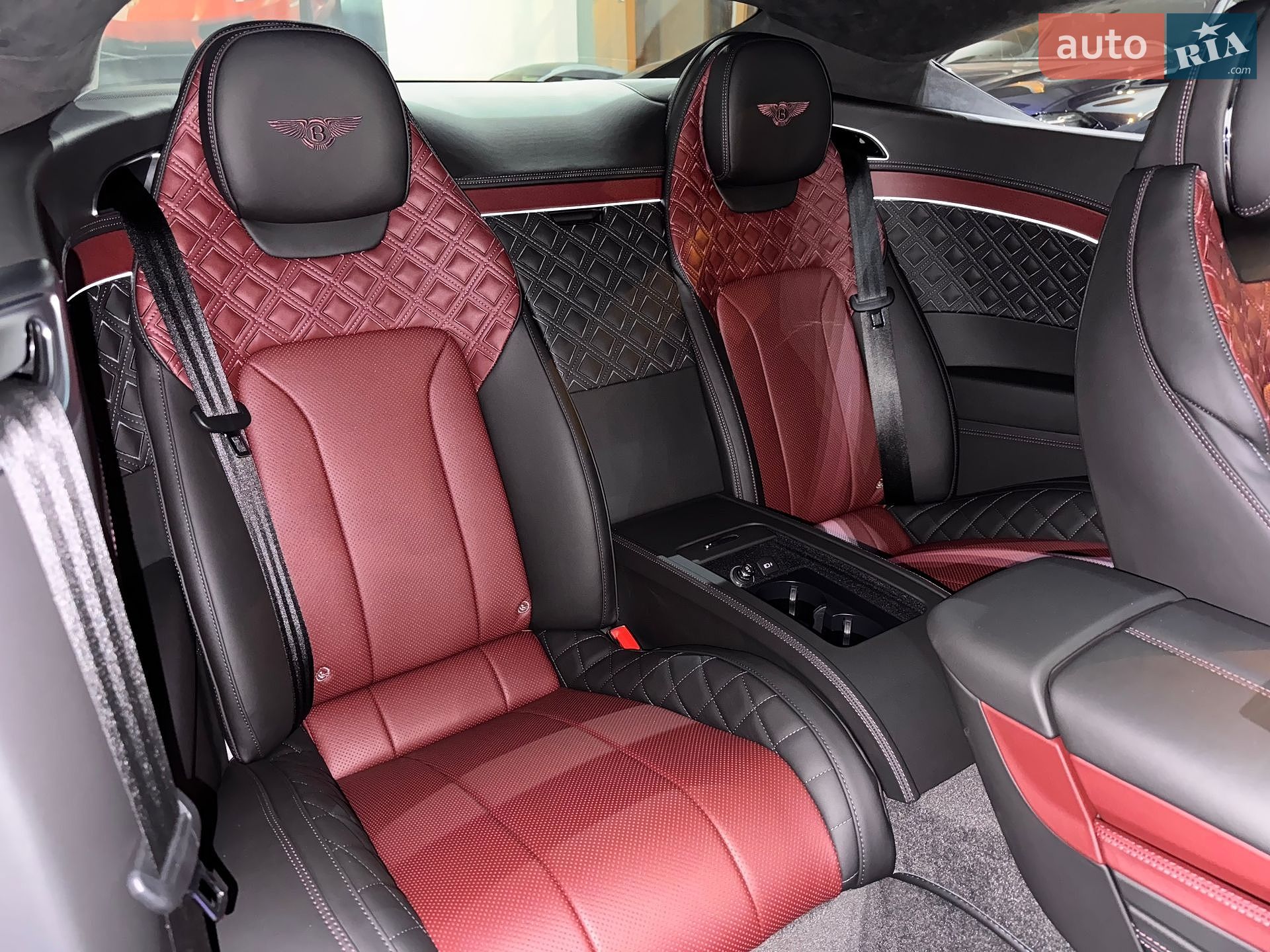 Bentley Continental GT 2022 VIN SCBCX13S5NC094834 фото оголошення 114 з 133