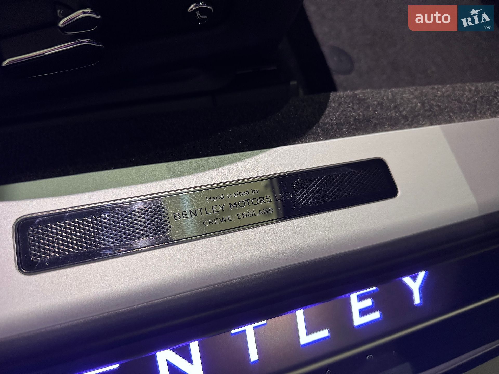 Bentley Continental GT 2022 VIN SCBCX13S5NC094834 фото оголошення 122 з 133