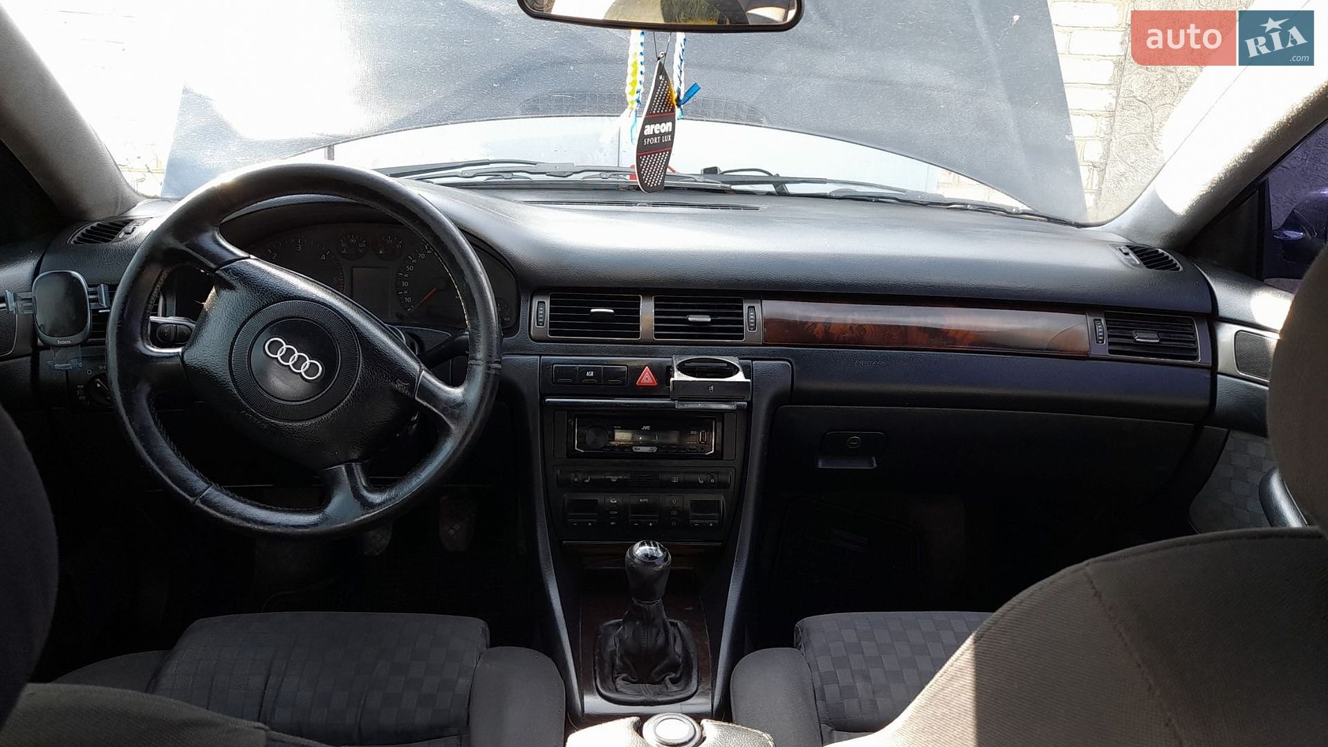 Audi A6 1998 VIN WAUZZZ4BZWN087660 фото оголошення 3 з 8