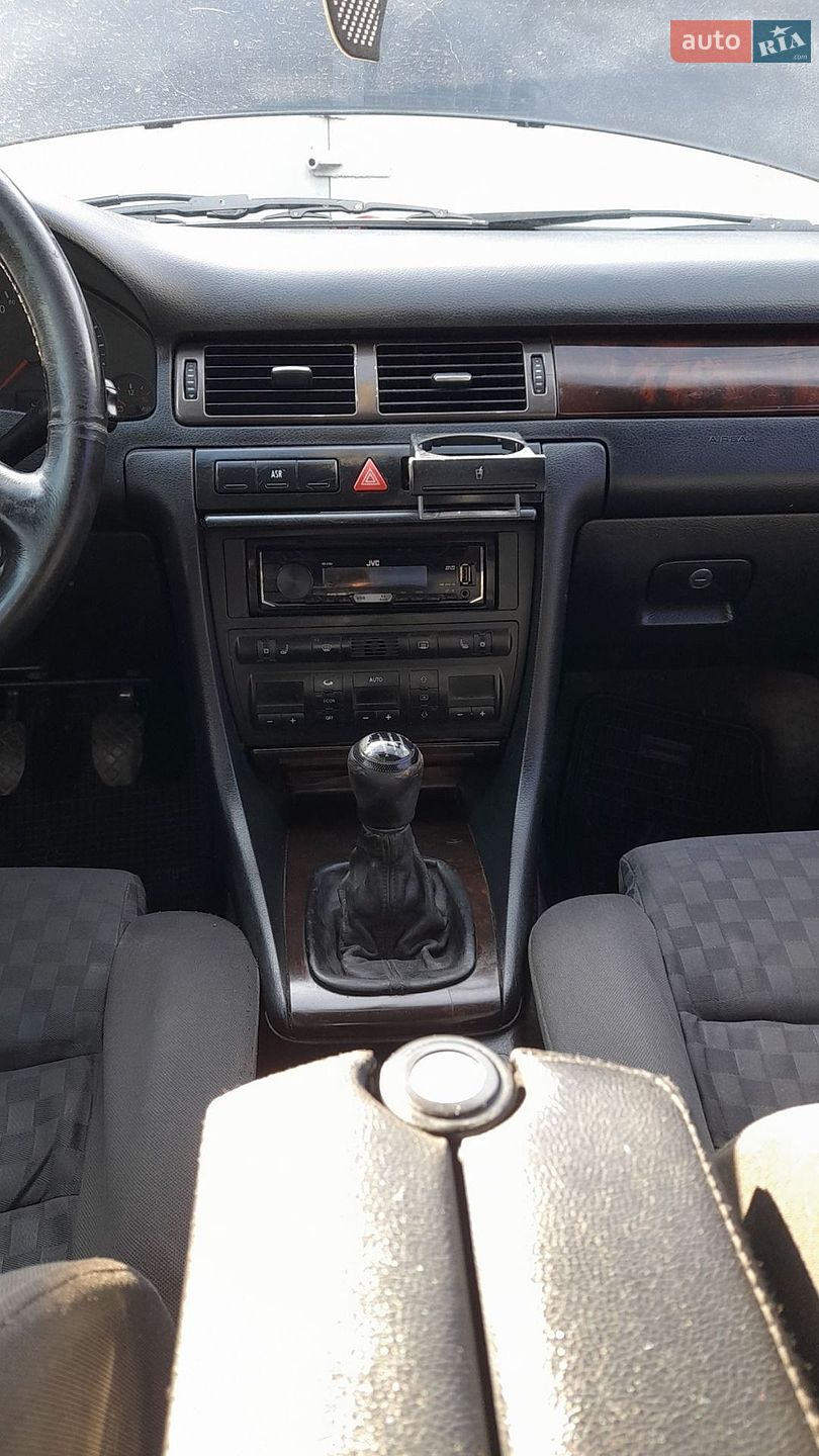 Audi A6 1998 VIN WAUZZZ4BZWN087660 фото оголошення 4 з 8