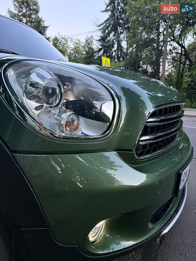MINI Countryman 2015 VIN WMWXD5107FWT60965 фото оголошення 13 з 26