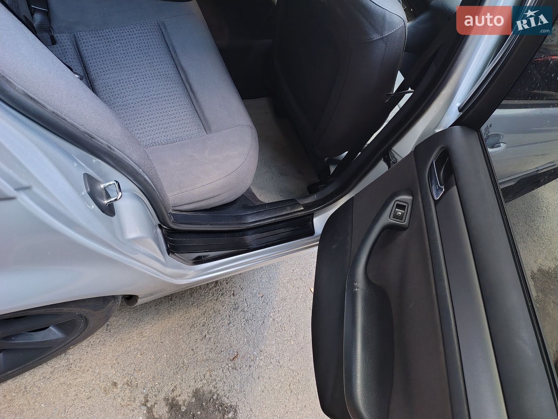 BMW 3 Series 2005 VIN WBAAP71050PN52878 фото оголошення 17 з 22