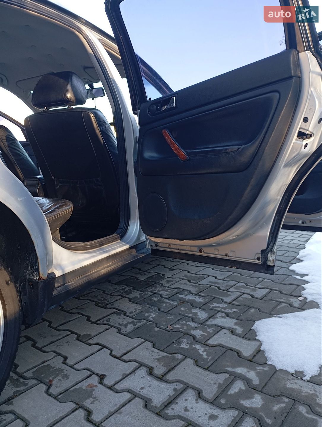 Volkswagen Passat 1997 VIN WVWZZZ3BZWE040564 фото оголошення 10 з 28