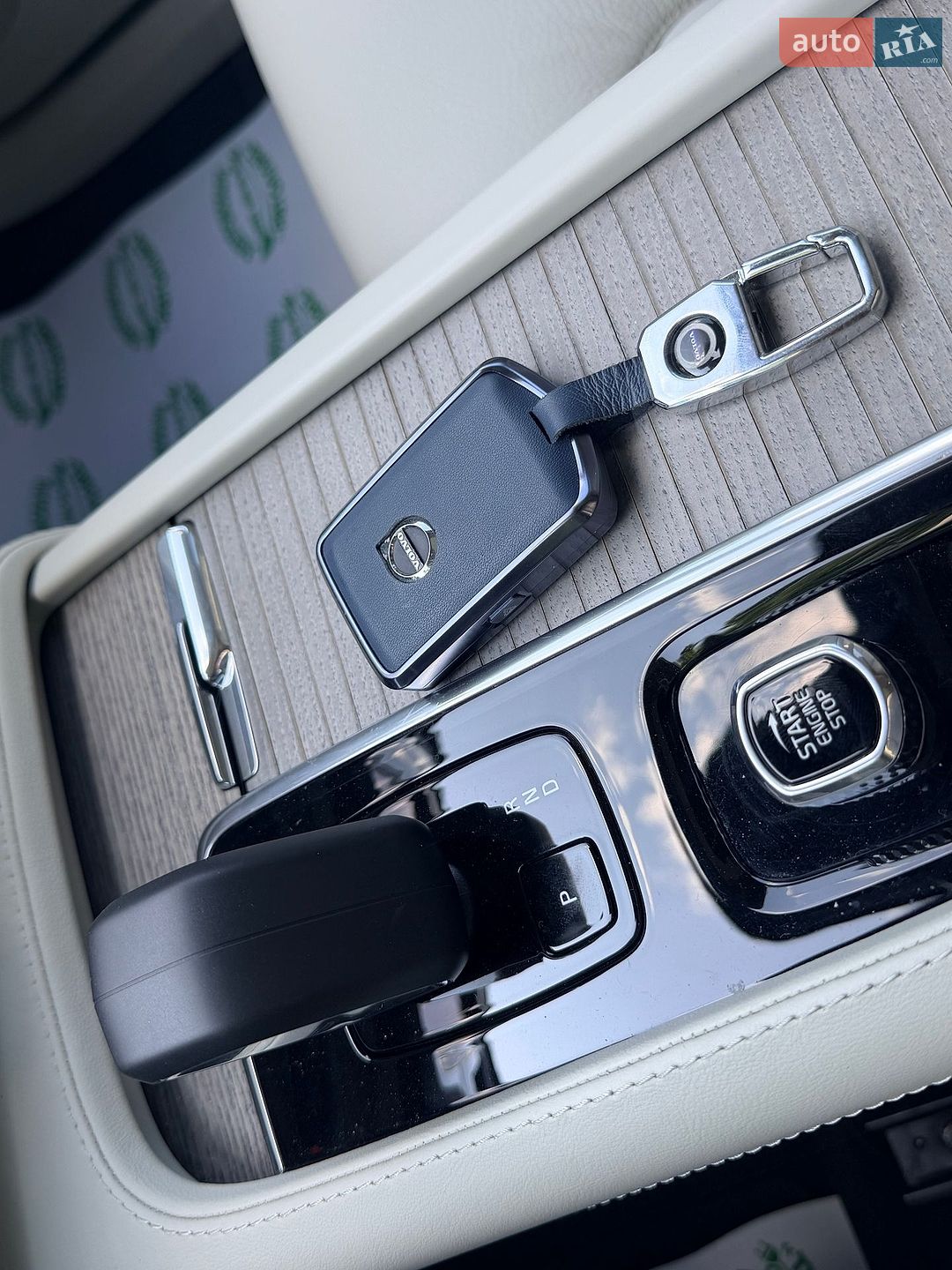 Volvo Xc90 2023 VIN YV4062PE9R1173662 фото оголошення 18 з 41