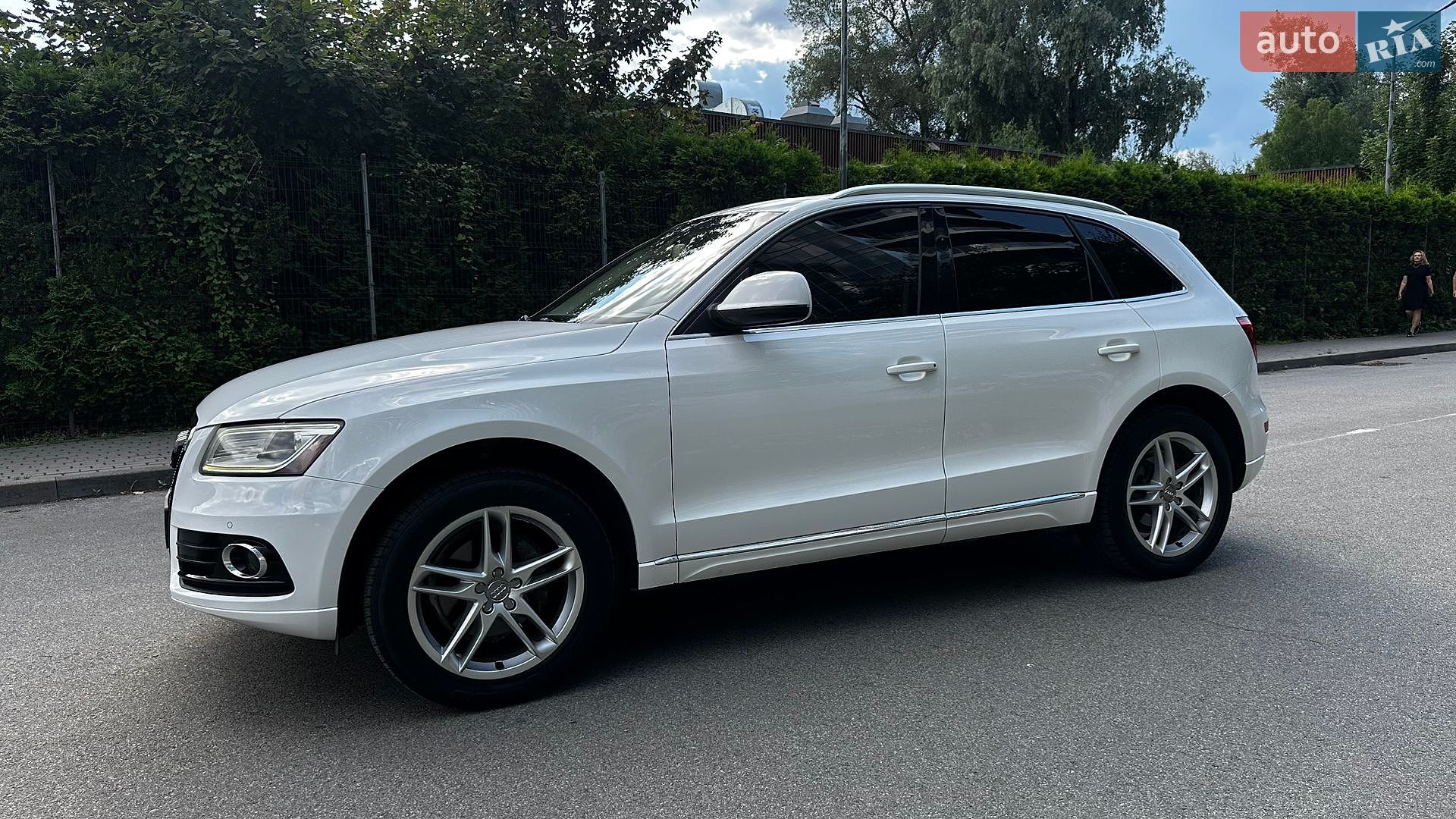 Audi Q5 2014 VIN WA1LFAFP3EA110588 фото оголошення 5 з 35