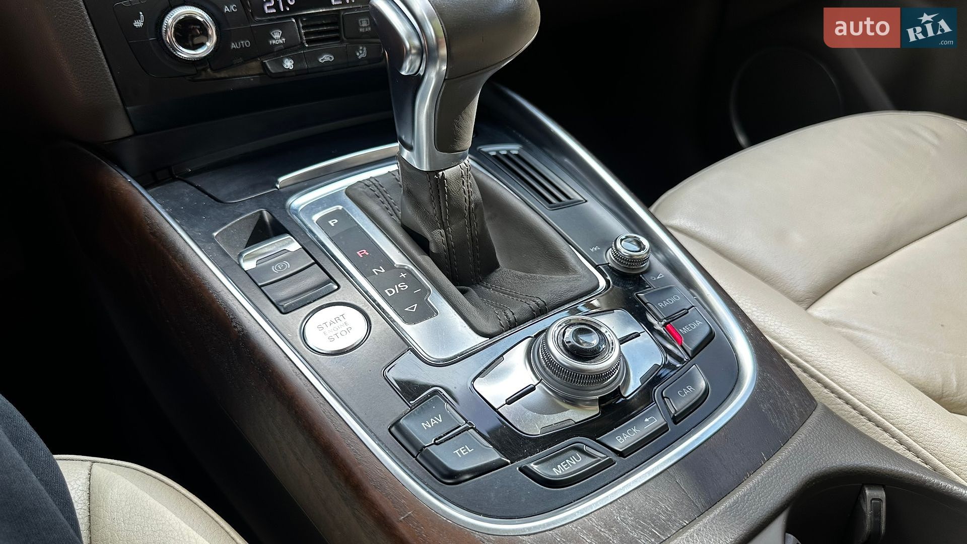 Audi Q5 2014 VIN WA1LFAFP3EA110588 фото оголошення 19 з 35