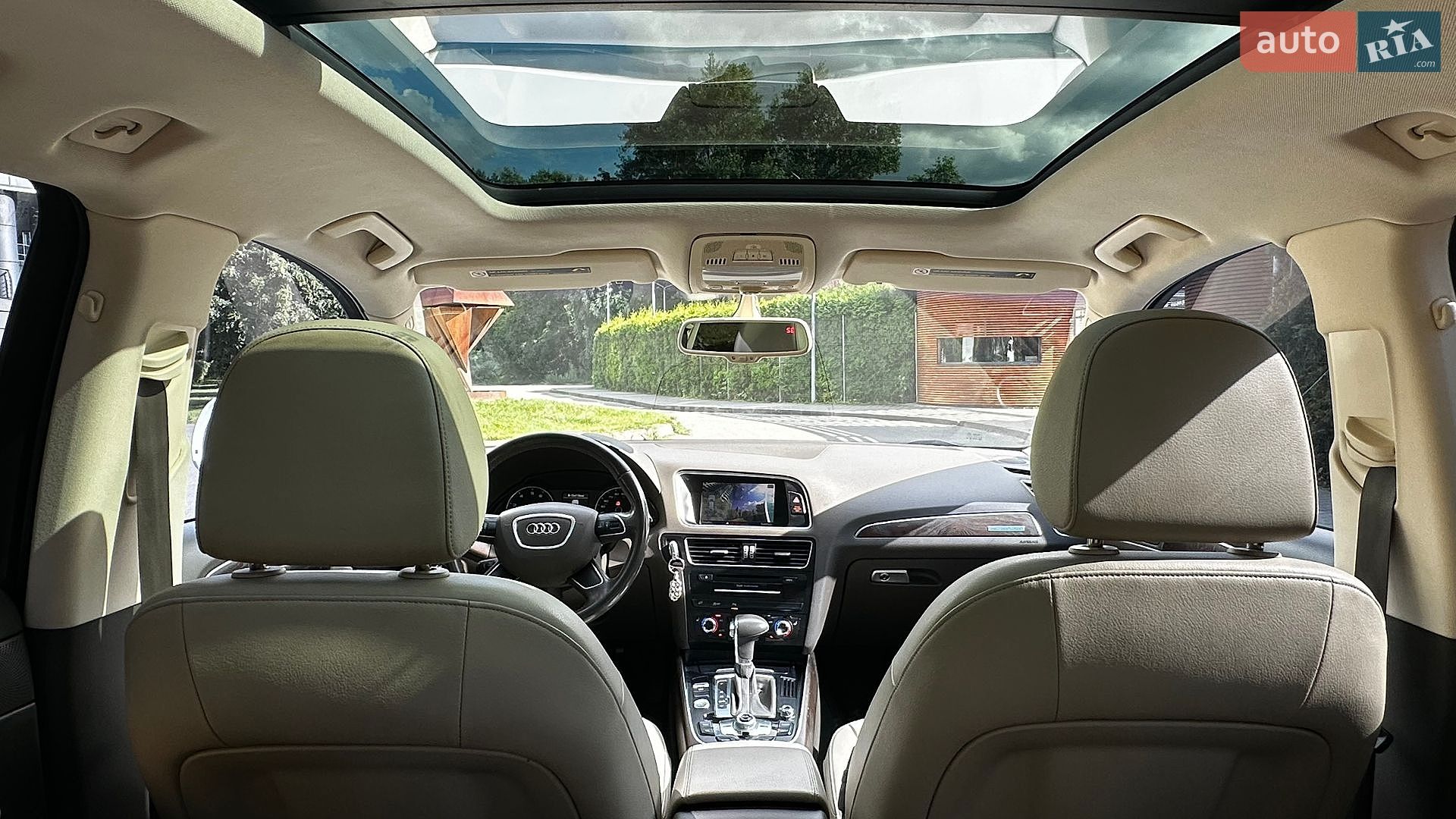 Audi Q5 2014 VIN WA1LFAFP3EA110588 фото оголошення 17 з 35