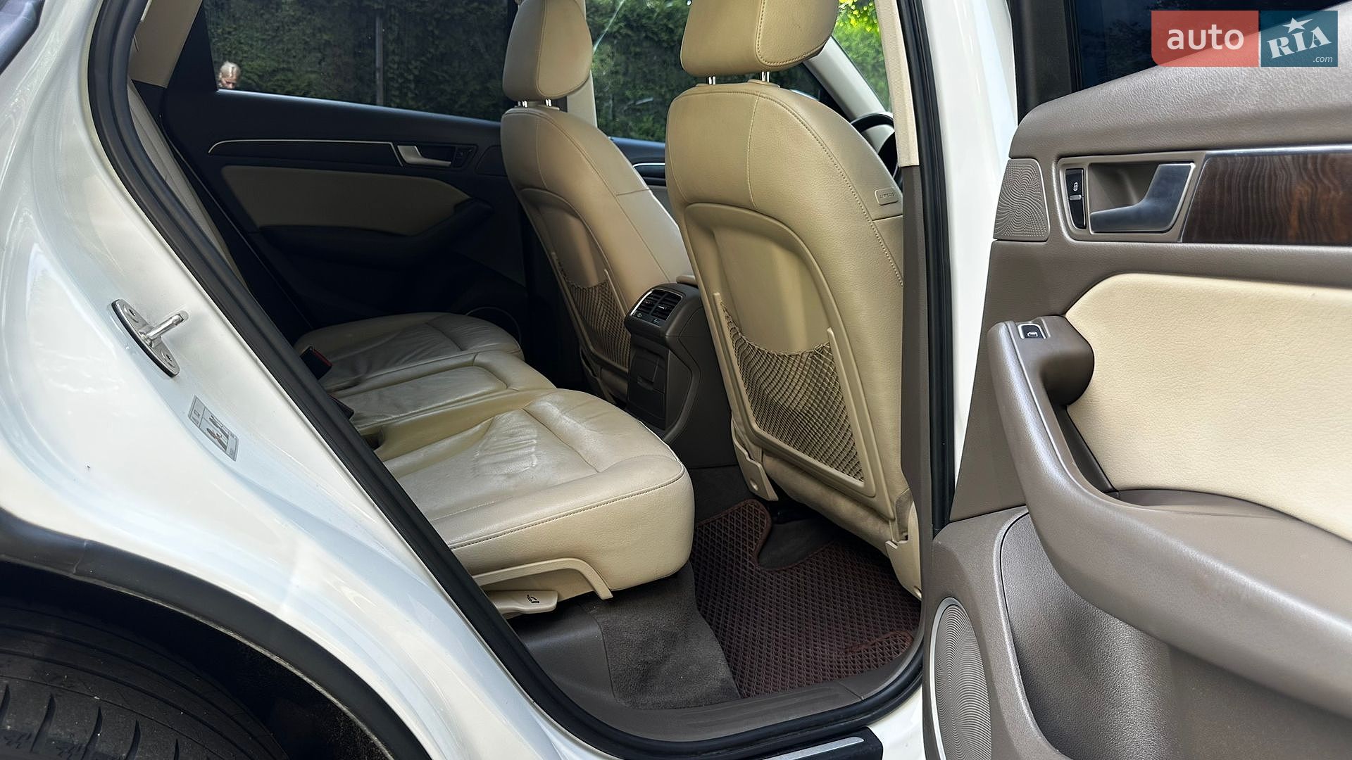 Audi Q5 2014 VIN WA1LFAFP3EA110588 фото оголошення 32 з 35