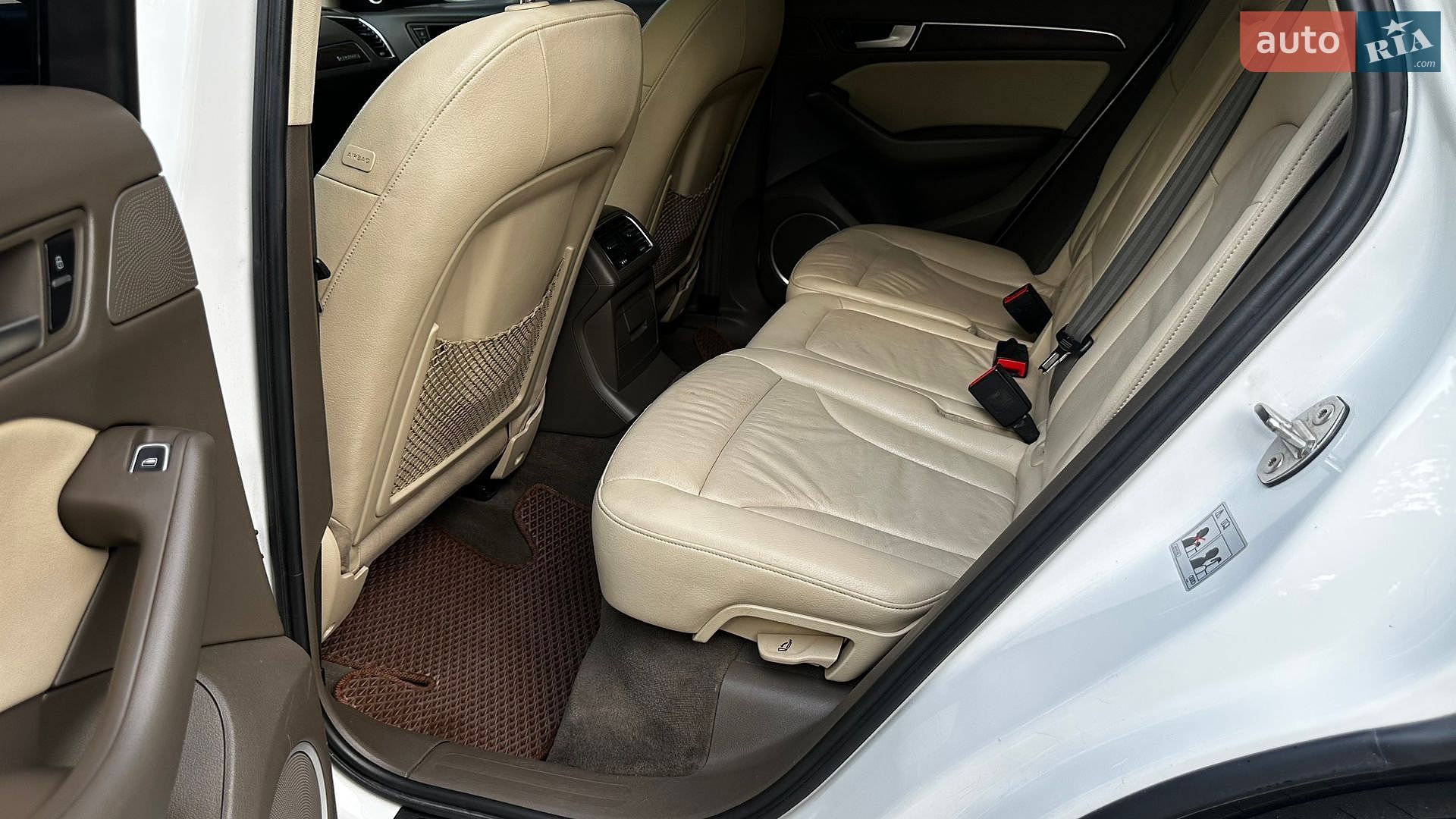 Audi Q5 2014 VIN WA1LFAFP3EA110588 фото оголошення 29 з 35