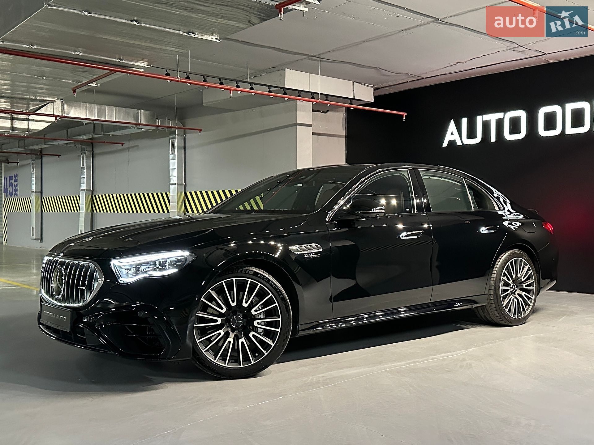 Mercedes-Benz E-Class 2025 VIN W1KLF6DB2SA135347 фото оголошення 2 з 46