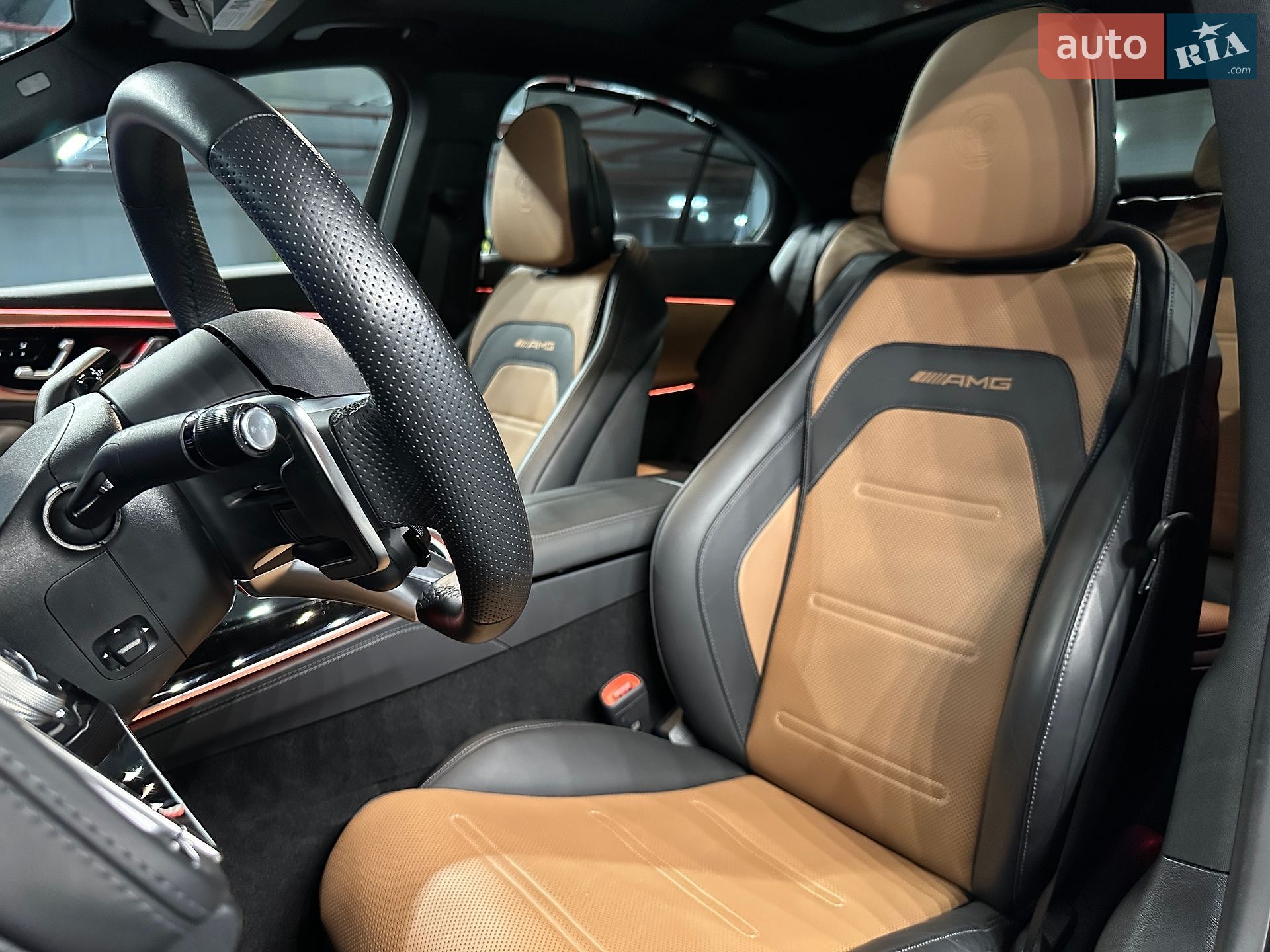 Mercedes-Benz E-Class 2025 VIN W1KLF6DB2SA135347 фото оголошення 30 з 46