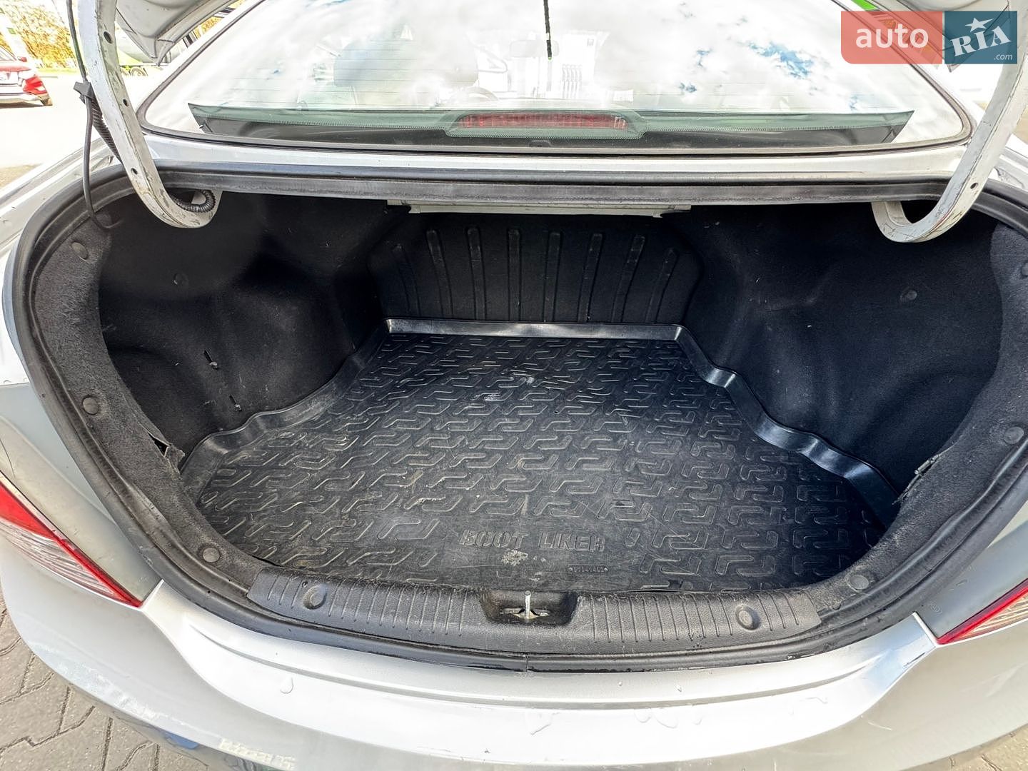 Hyundai Accent 2011 VIN Z94CT41CABR055478 фото оголошення 16 з 18