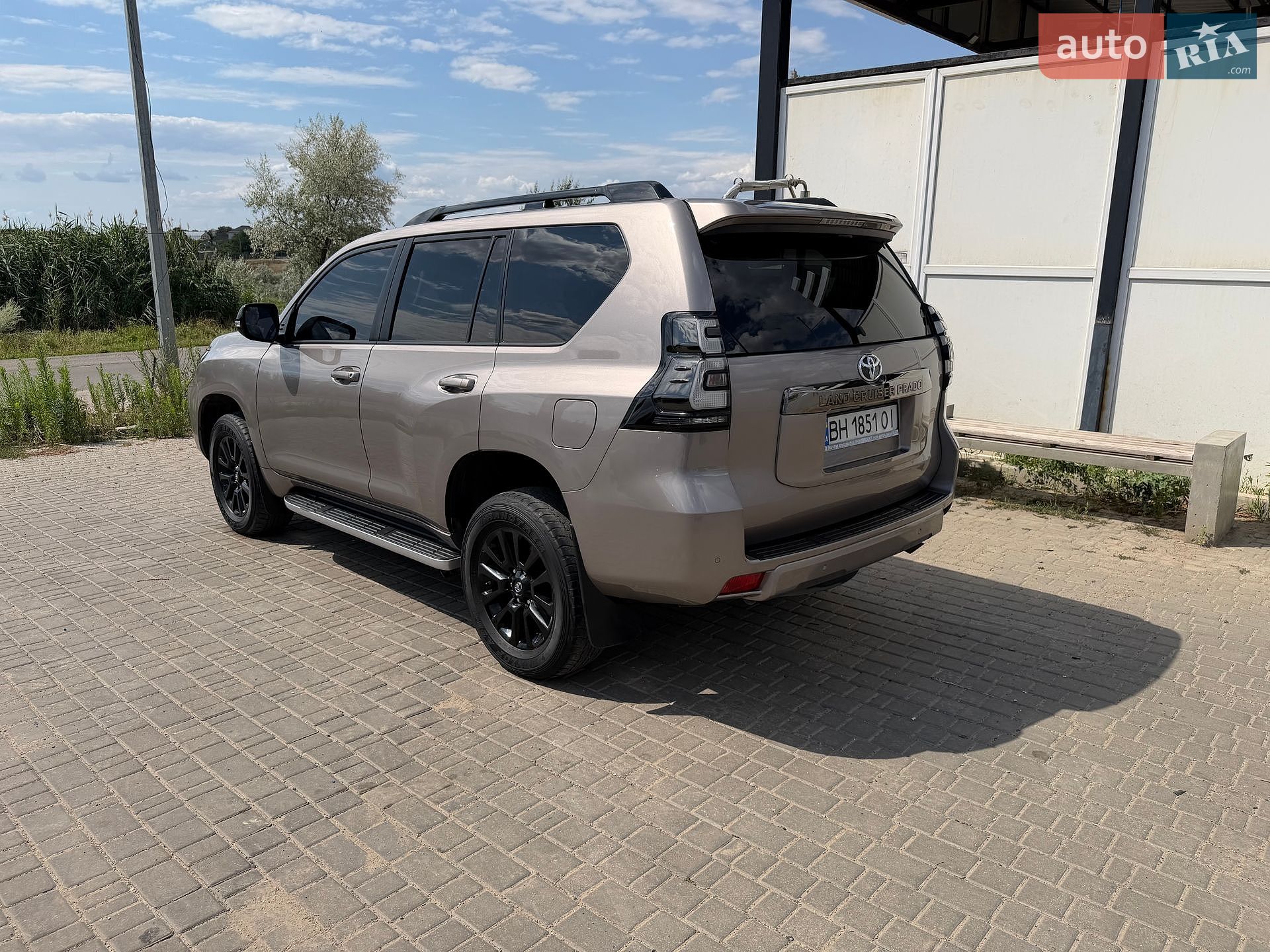 Toyota Land Cruiser Prado 2021 VIN JTEBU3FJ80K202941 фото оголошення 2 з 34
