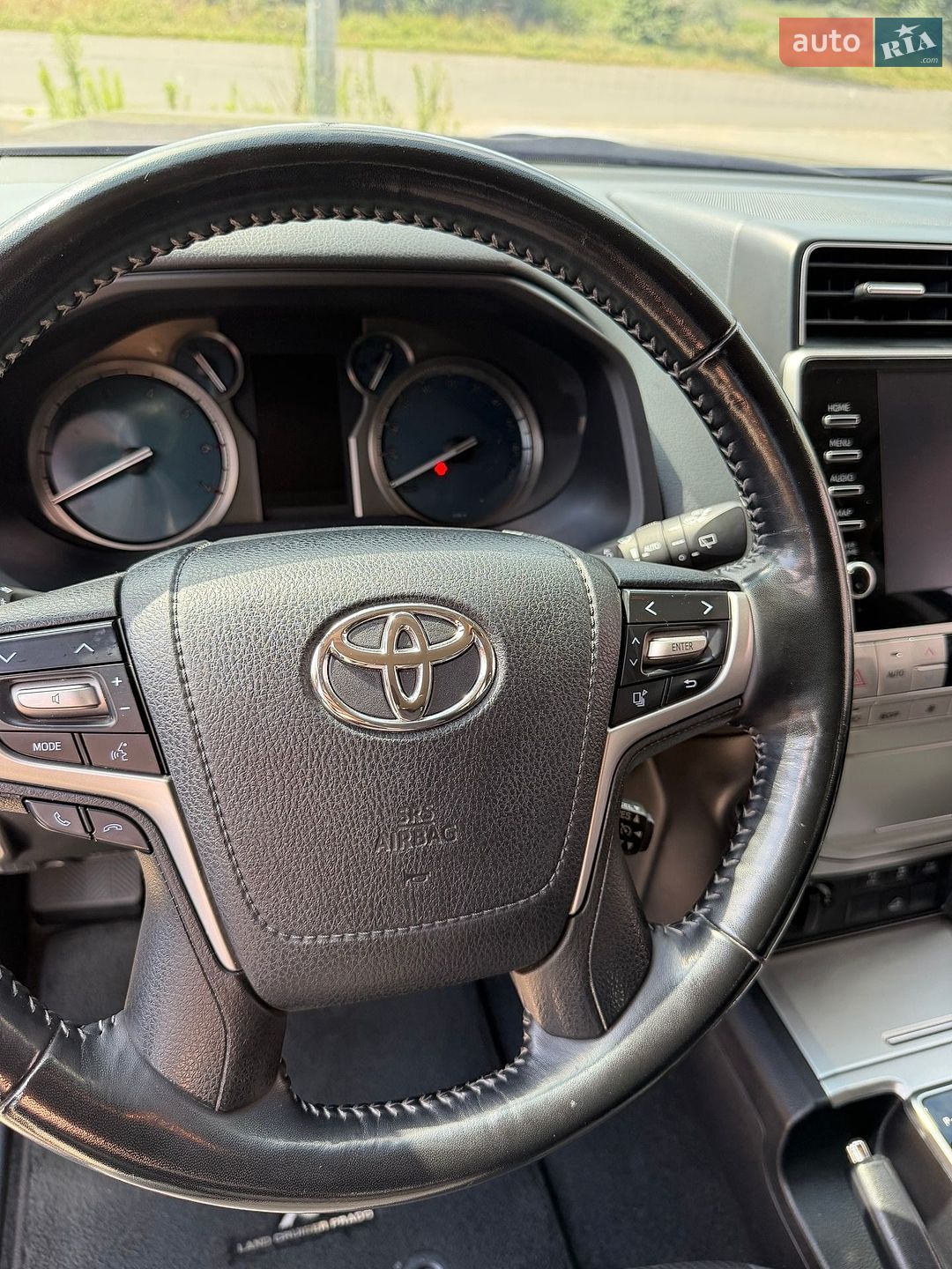 Toyota Land Cruiser Prado 2021 VIN JTEBU3FJ80K202941 фото оголошення 7 з 34