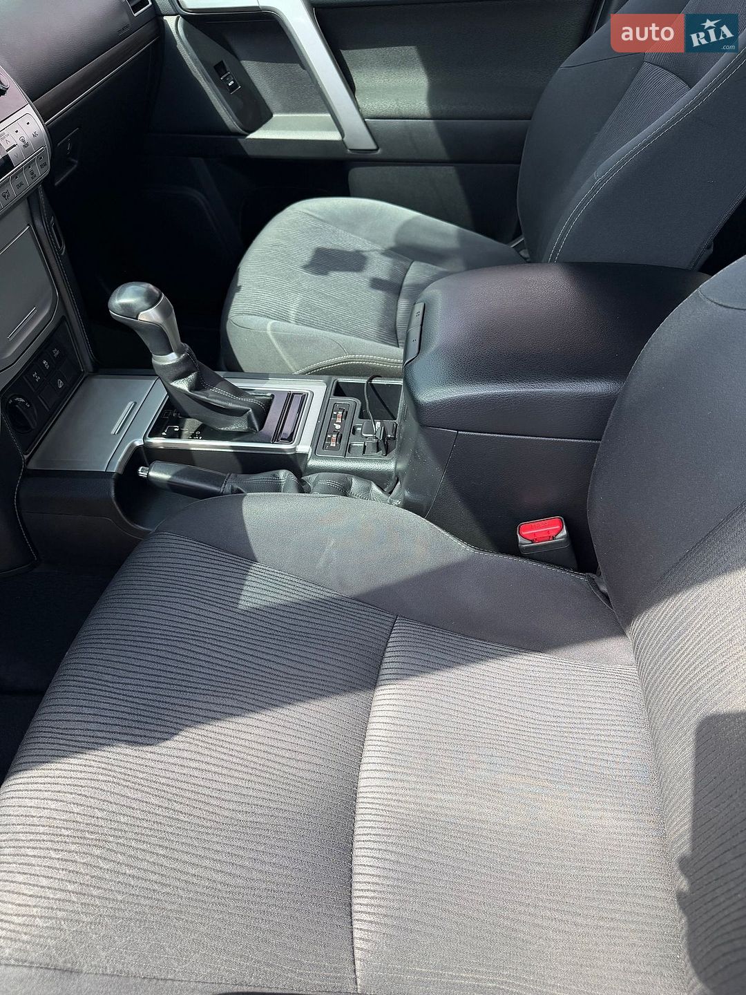 Toyota Land Cruiser Prado 2021 VIN JTEBU3FJ80K202941 фото оголошення 9 з 34
