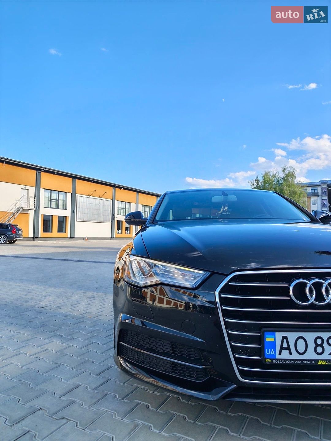 Audi A6 2017 VIN WAUC8AFC0JN017816 фото оголошення 4 з 17