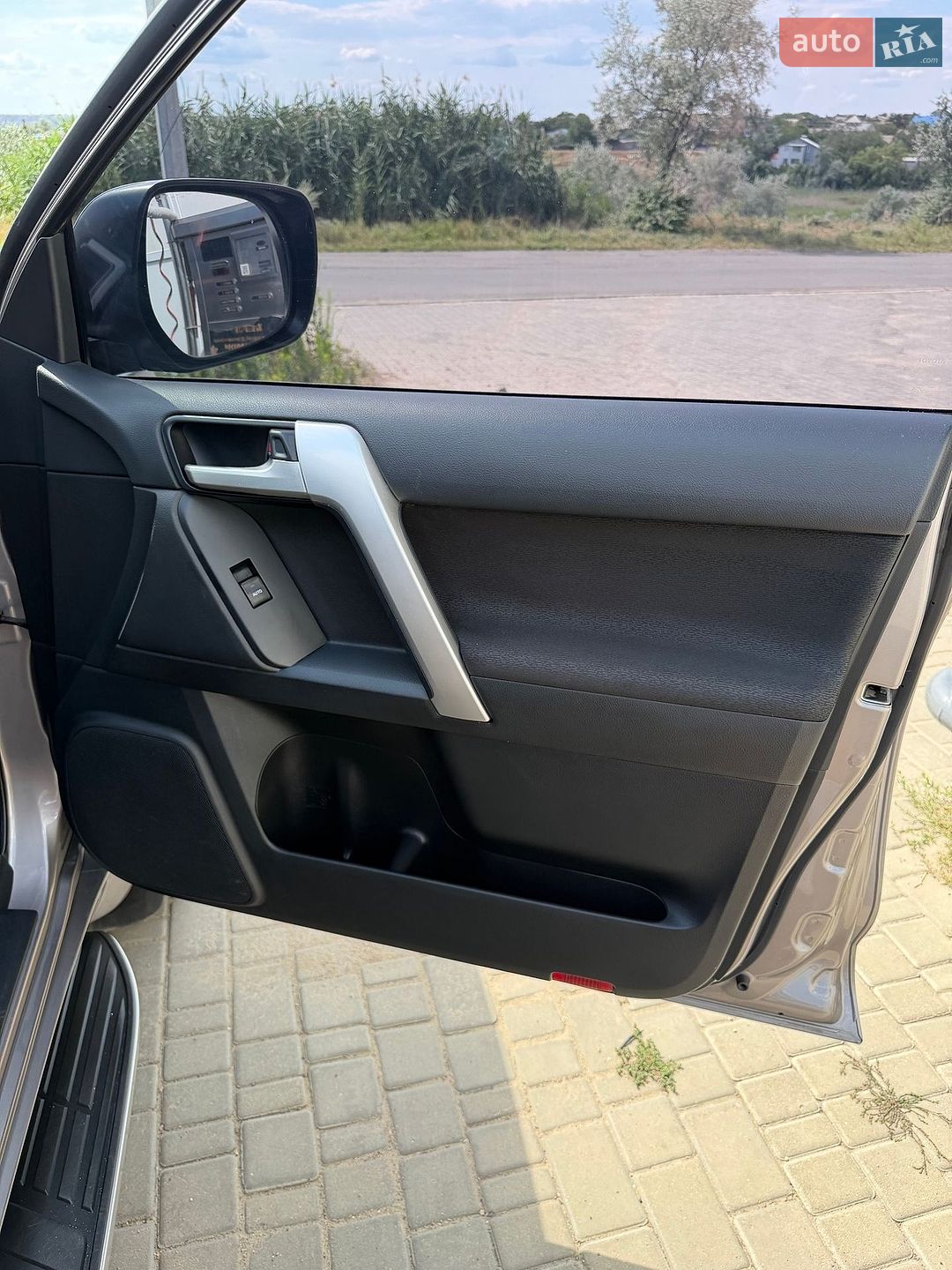 Toyota Land Cruiser Prado 2021 VIN JTEBU3FJ80K202941 фото оголошення 21 з 34