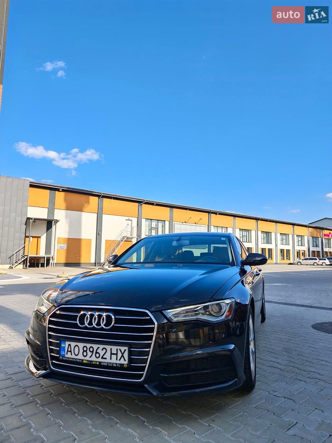 Audi A6 2017 VIN WAUC8AFC0JN017816 фото оголошення 12 з 17