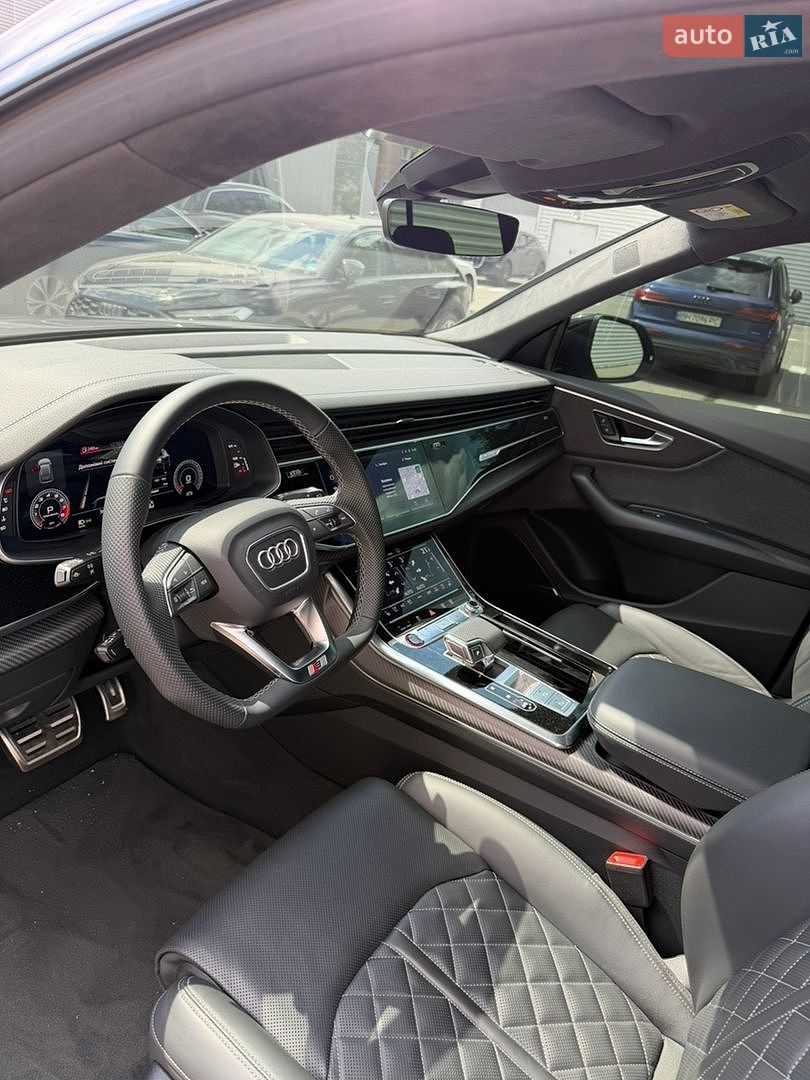 Audi SQ8 2024 VIN WAUZZZF11RD017586 фото оголошення 2 з 13
