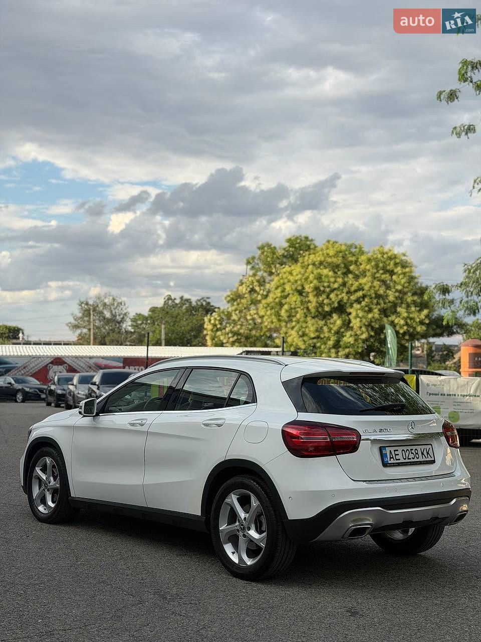 Mercedes-Benz GLA-Class 2018 VIN WDC1569431J492905 фото оголошення 2 з 36