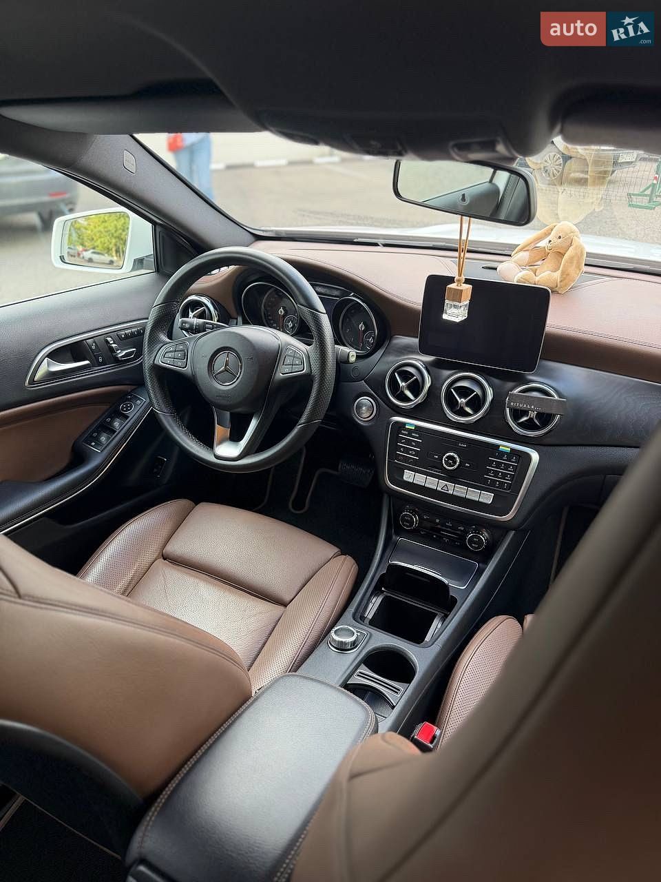 Mercedes-Benz GLA-Class 2018 VIN WDC1569431J492905 фото оголошення 5 з 36