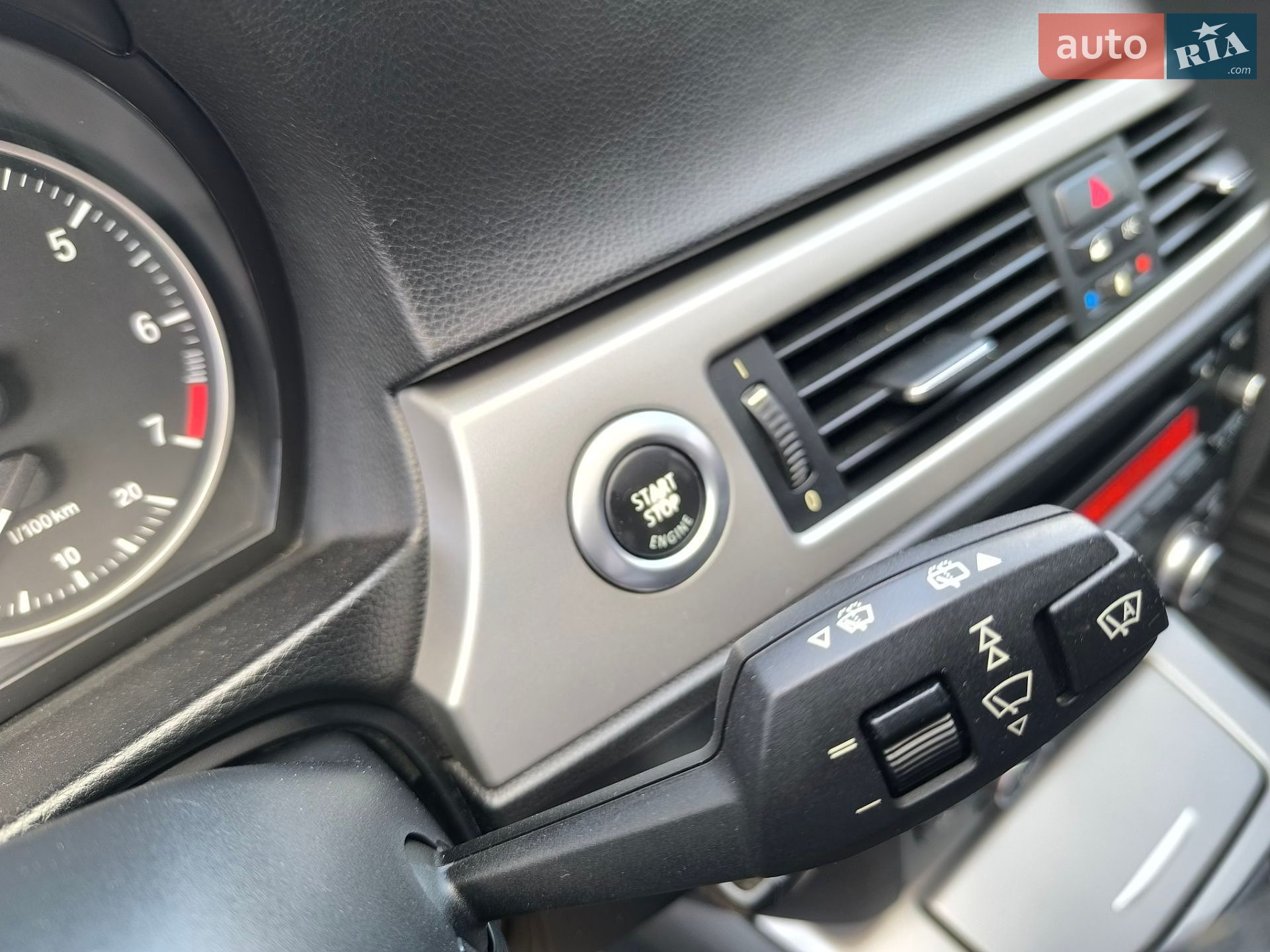 BMW 3 Series 2008 VIN WBAVR31060A363292 фото оголошення 81 з 87