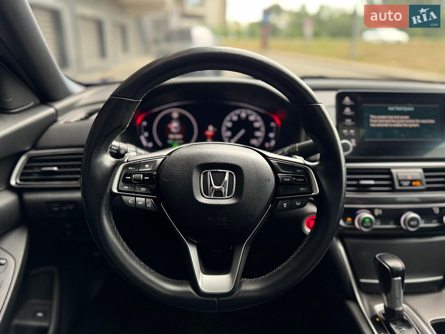 Honda Accord 2018 VIN 1HGCV1F33JA156956 фото оголошення 18 з 19