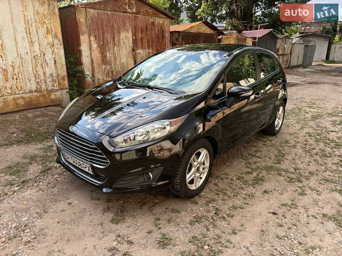 Ford Fiesta 2018 VIN 3FADP4EJ6JM112795 фото оголошення 3 з 50