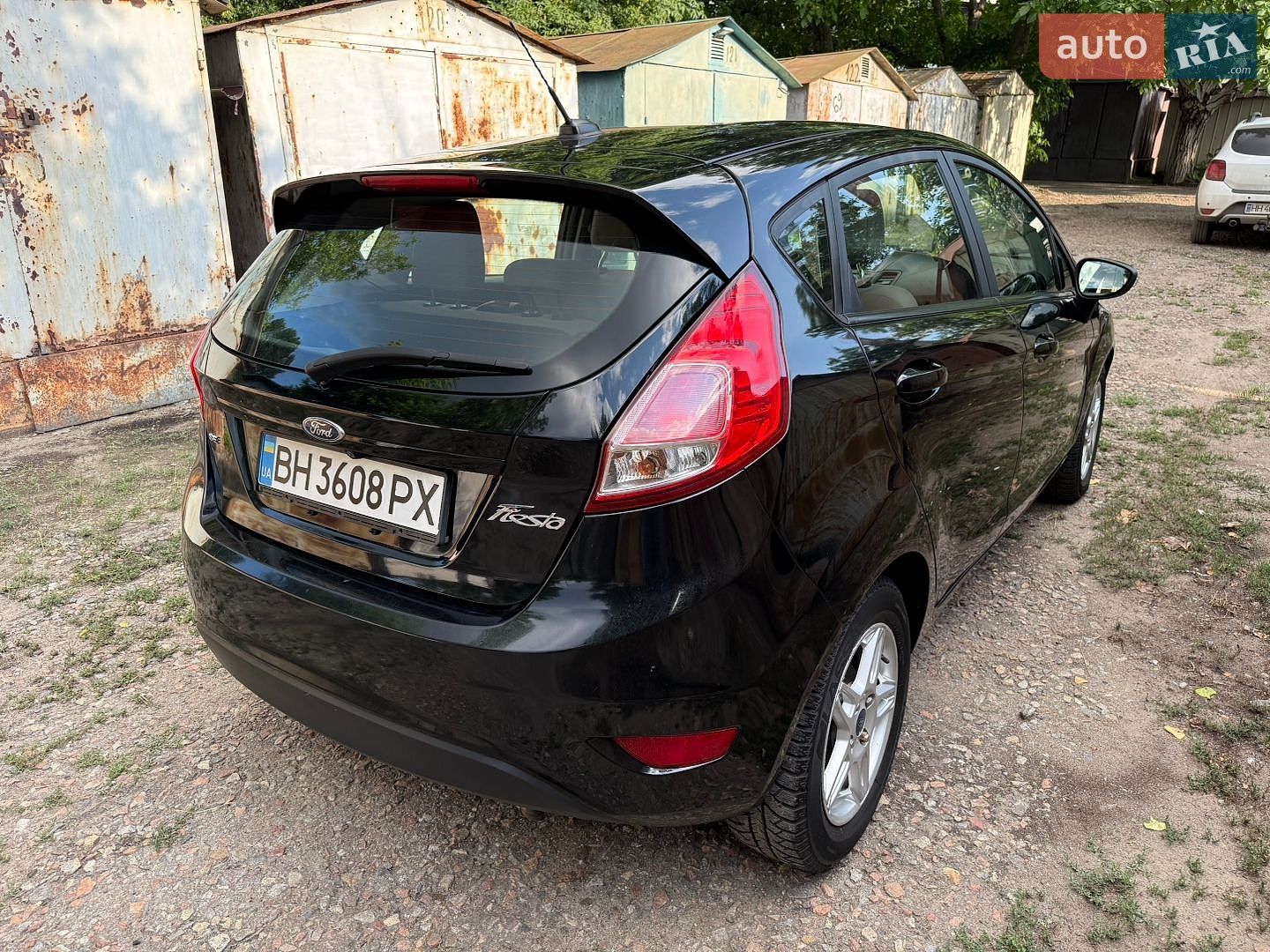 Ford Fiesta 2018 VIN 3FADP4EJ6JM112795 фото оголошення 16 з 50