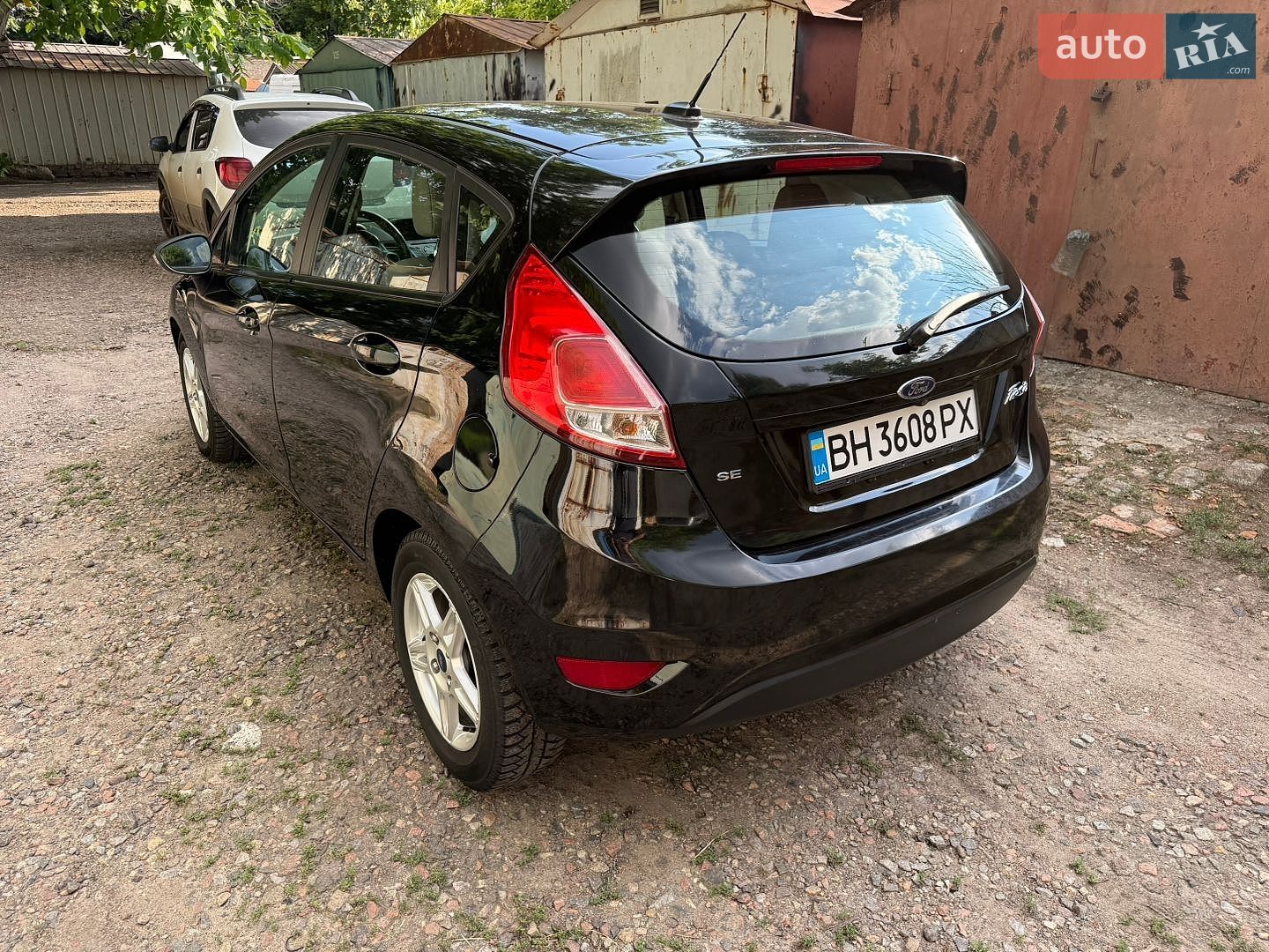 Ford Fiesta 2018 VIN 3FADP4EJ6JM112795 фото оголошення 21 з 50
