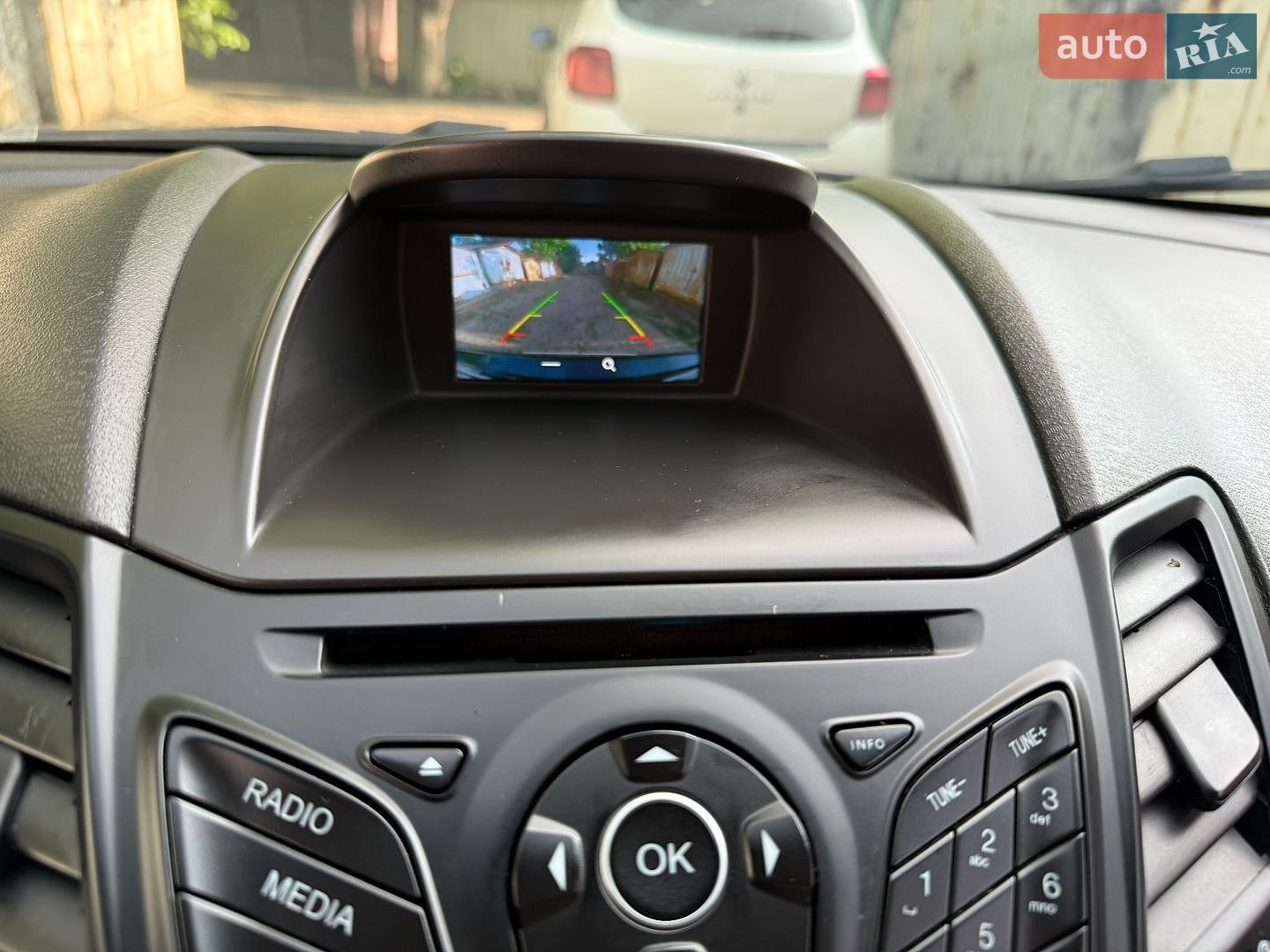 Ford Fiesta 2018 VIN 3FADP4EJ6JM112795 фото оголошення 29 з 50