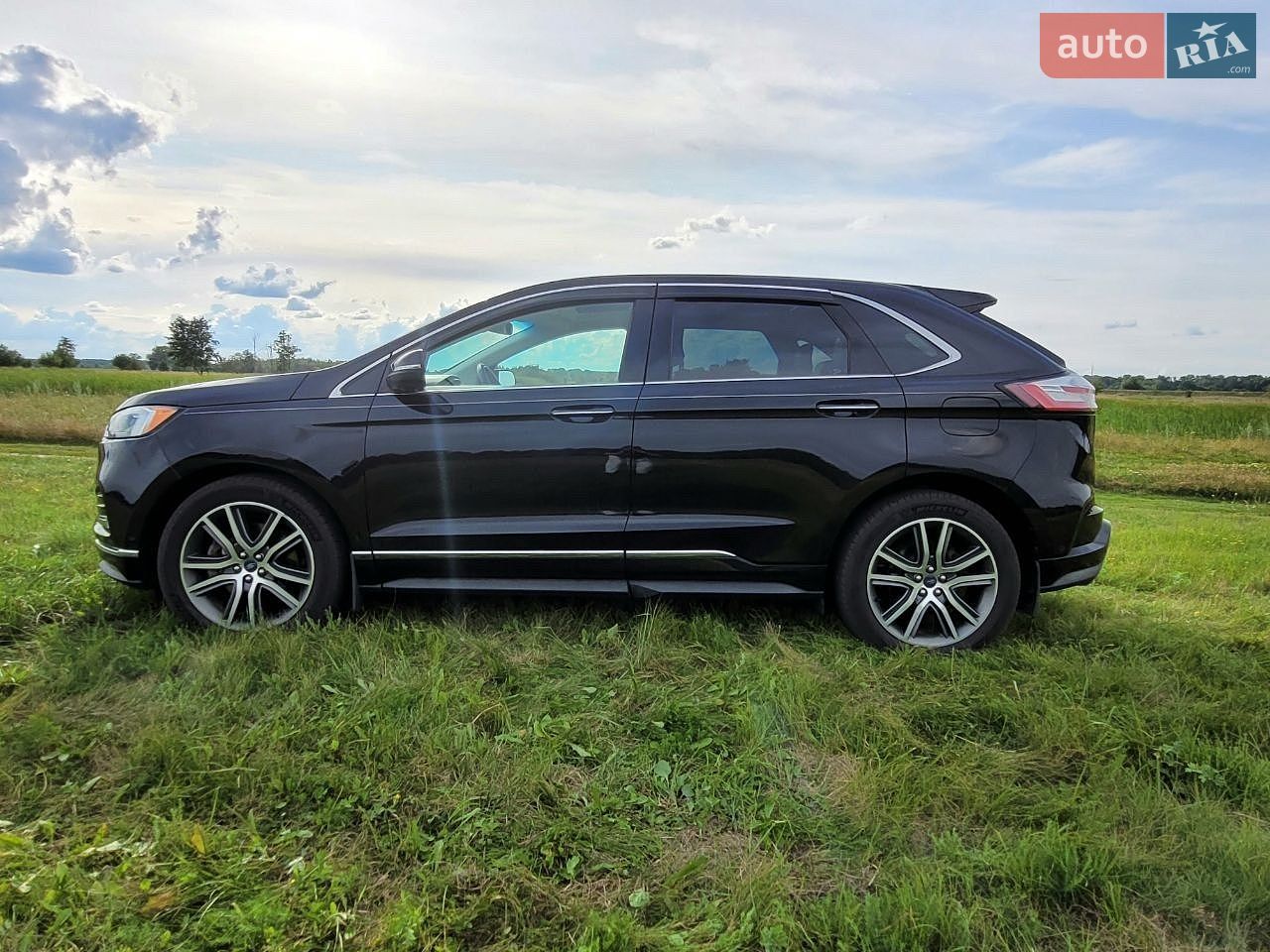 Ford Edge 2019 VIN 2FMPK4K94KBC67876 фото оголошення 17 з 67