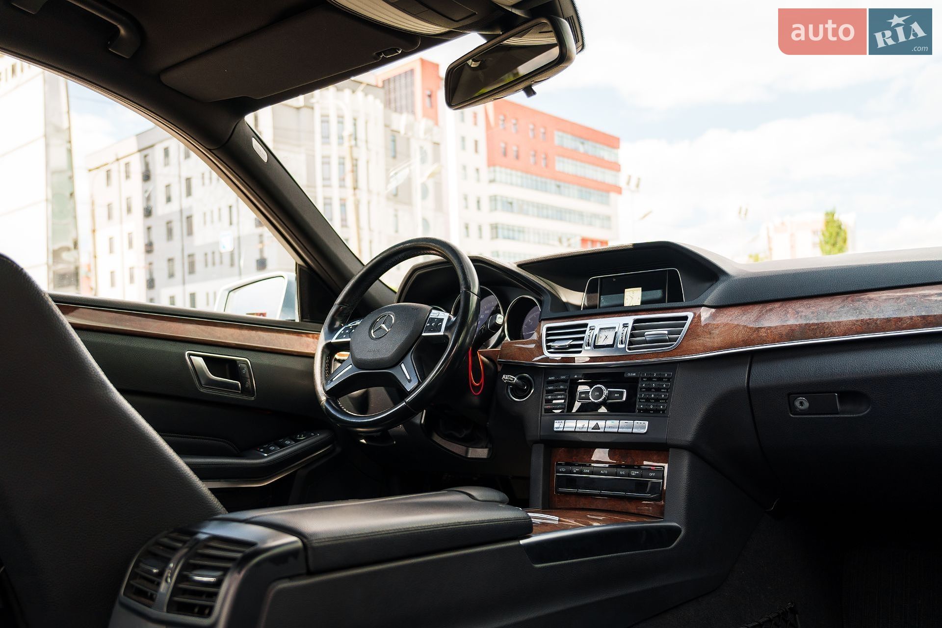 Mercedes-Benz E-Class 2013 VIN WDD2120021A910505 фото оголошення 3 з 36