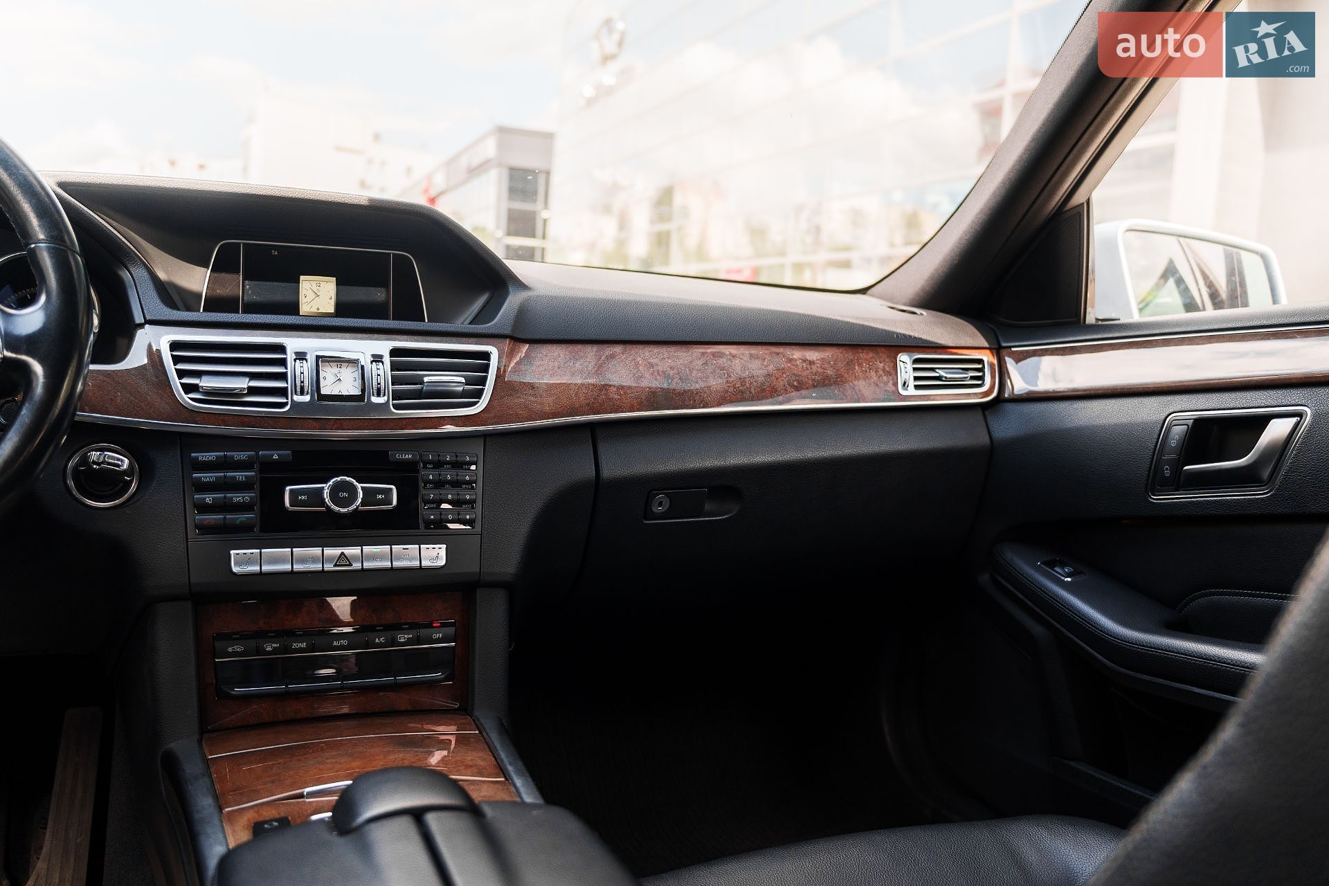 Mercedes-Benz E-Class 2013 VIN WDD2120021A910505 фото оголошення 4 з 36