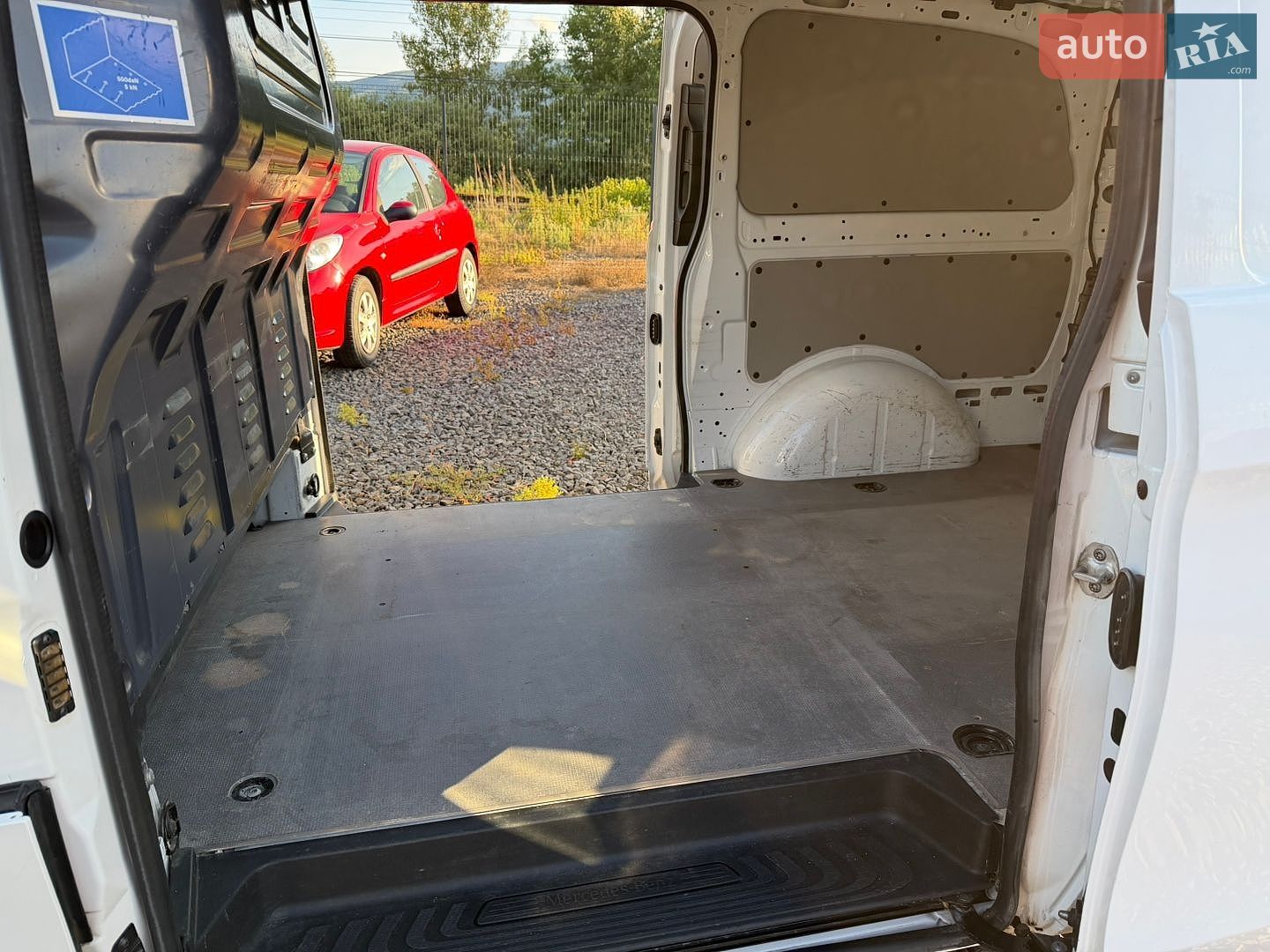 Mercedes-Benz Vito 2018 VIN WDF44760313491834 фото оголошення 37 з 52