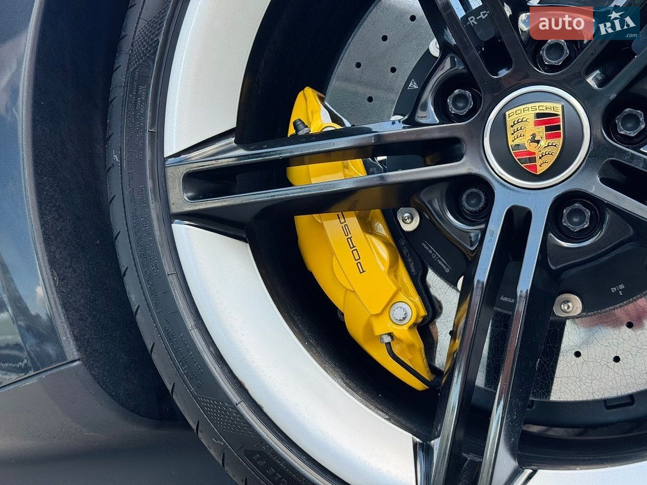 Porsche Taycan 2020 VIN WP0ZZZY1ZMSA56906 фото оголошення 9 з 22