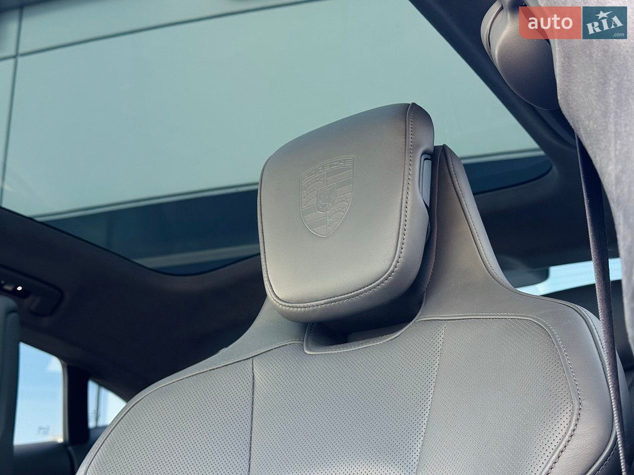 Porsche Taycan 2020 VIN WP0ZZZY1ZMSA56906 фото оголошення 20 з 22