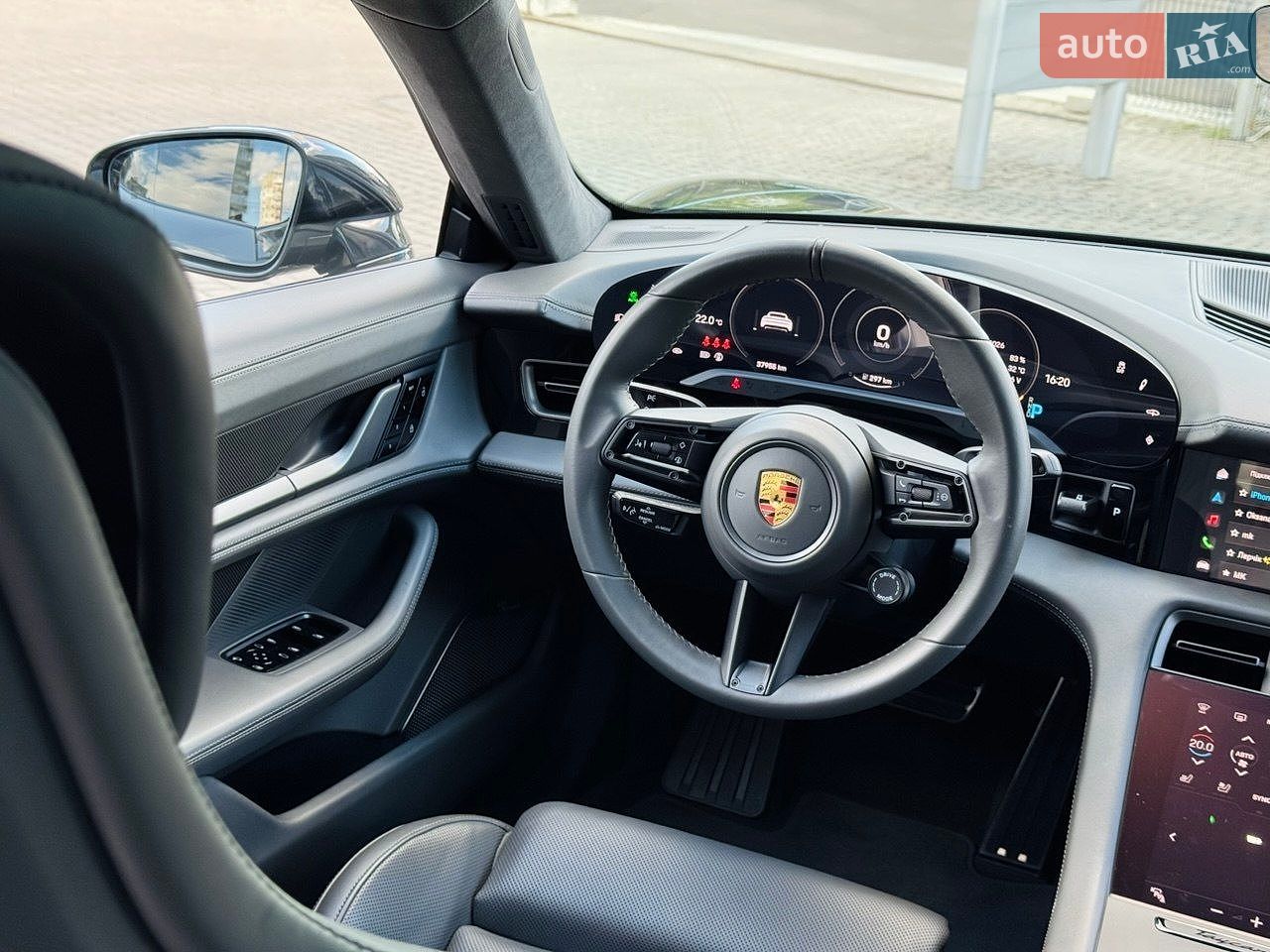 Porsche Taycan 2020 VIN WP0ZZZY1ZMSA56906 фото оголошення 14 з 22