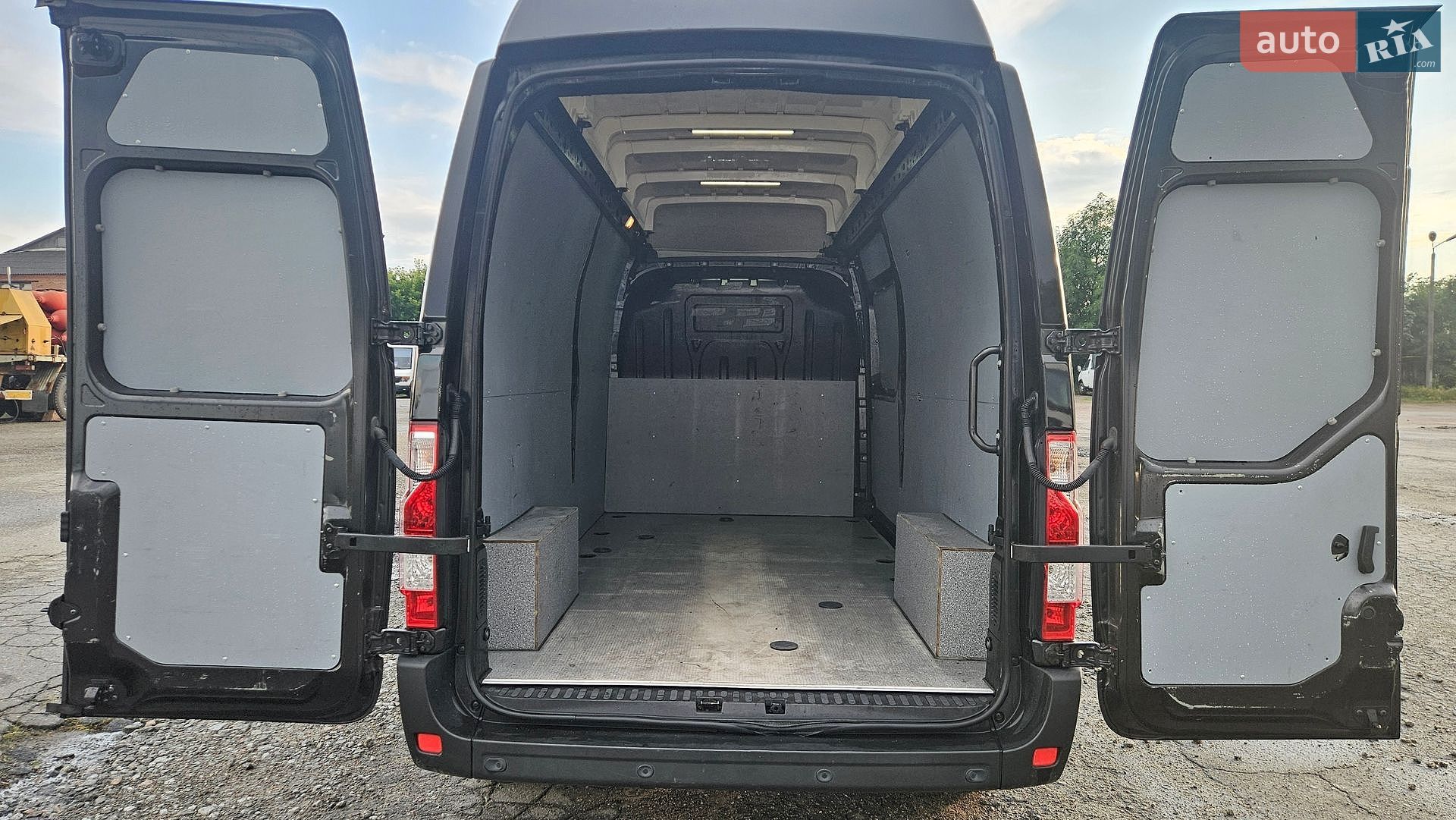 Opel Movano 2021 VIN W0VMR8603MB266853 фото оголошення 25 з 38